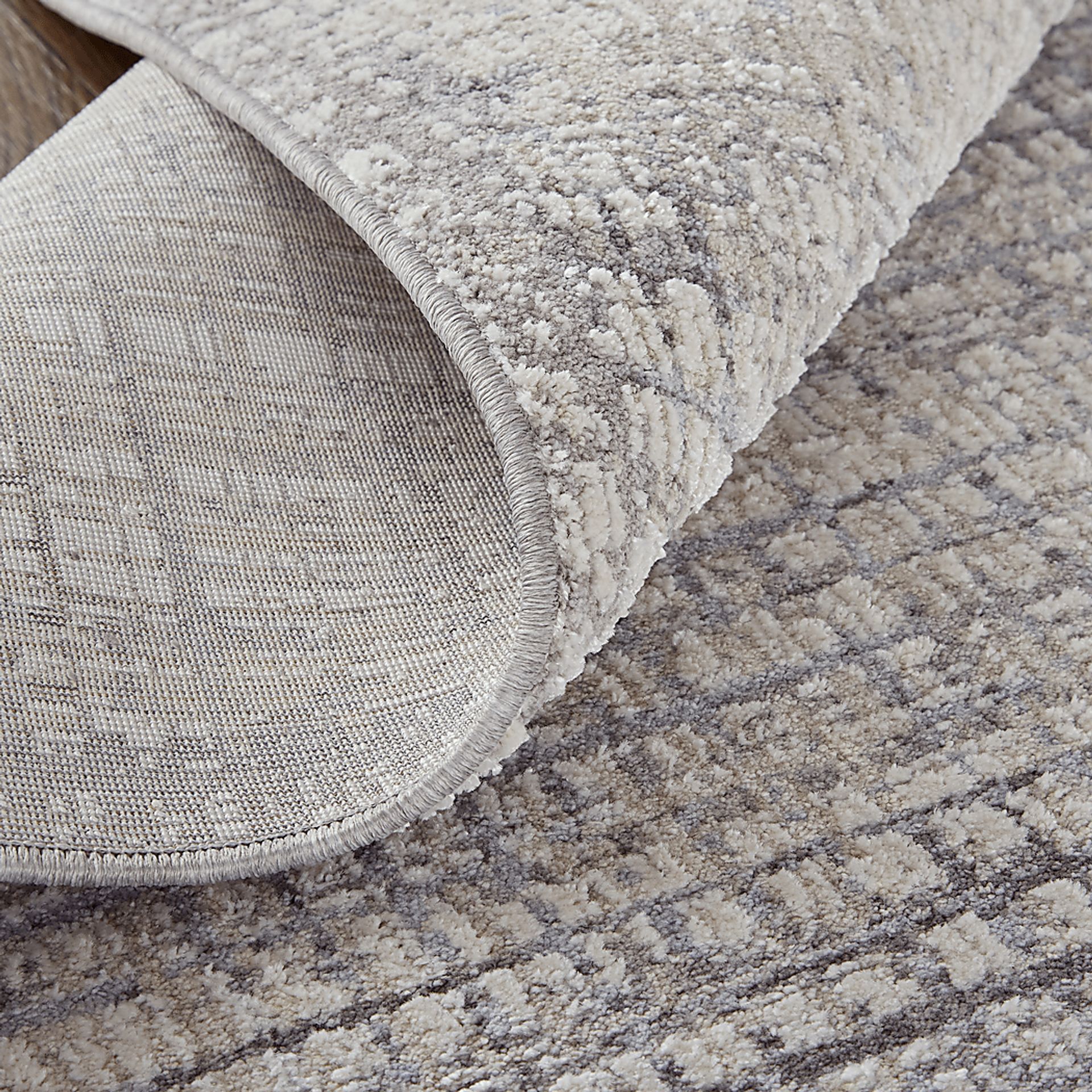 Tharos Taupe 6'7 x 9'4 Rug - Image 5