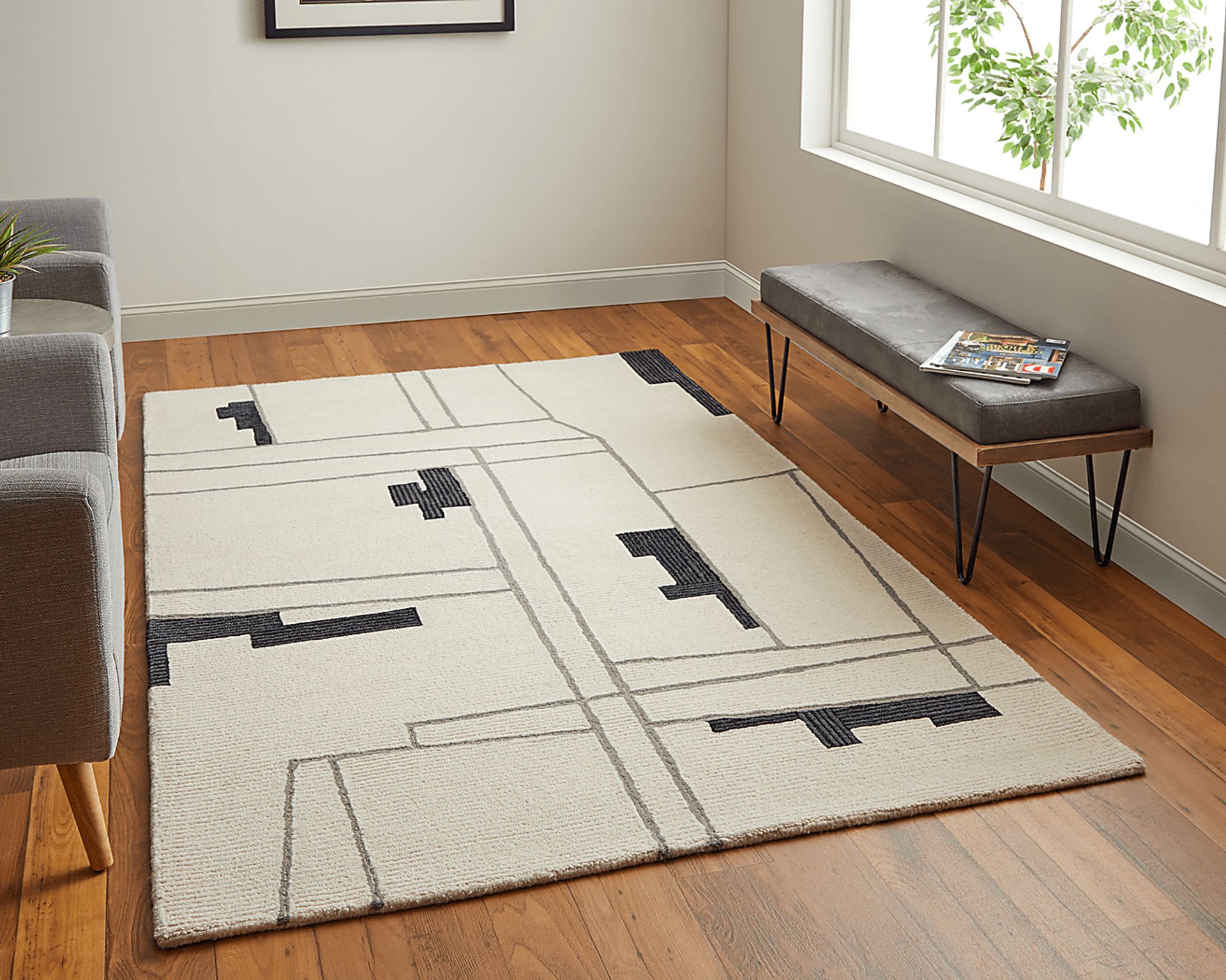 Thasea Ivory/Black 5' x 8' Rug - Image 3