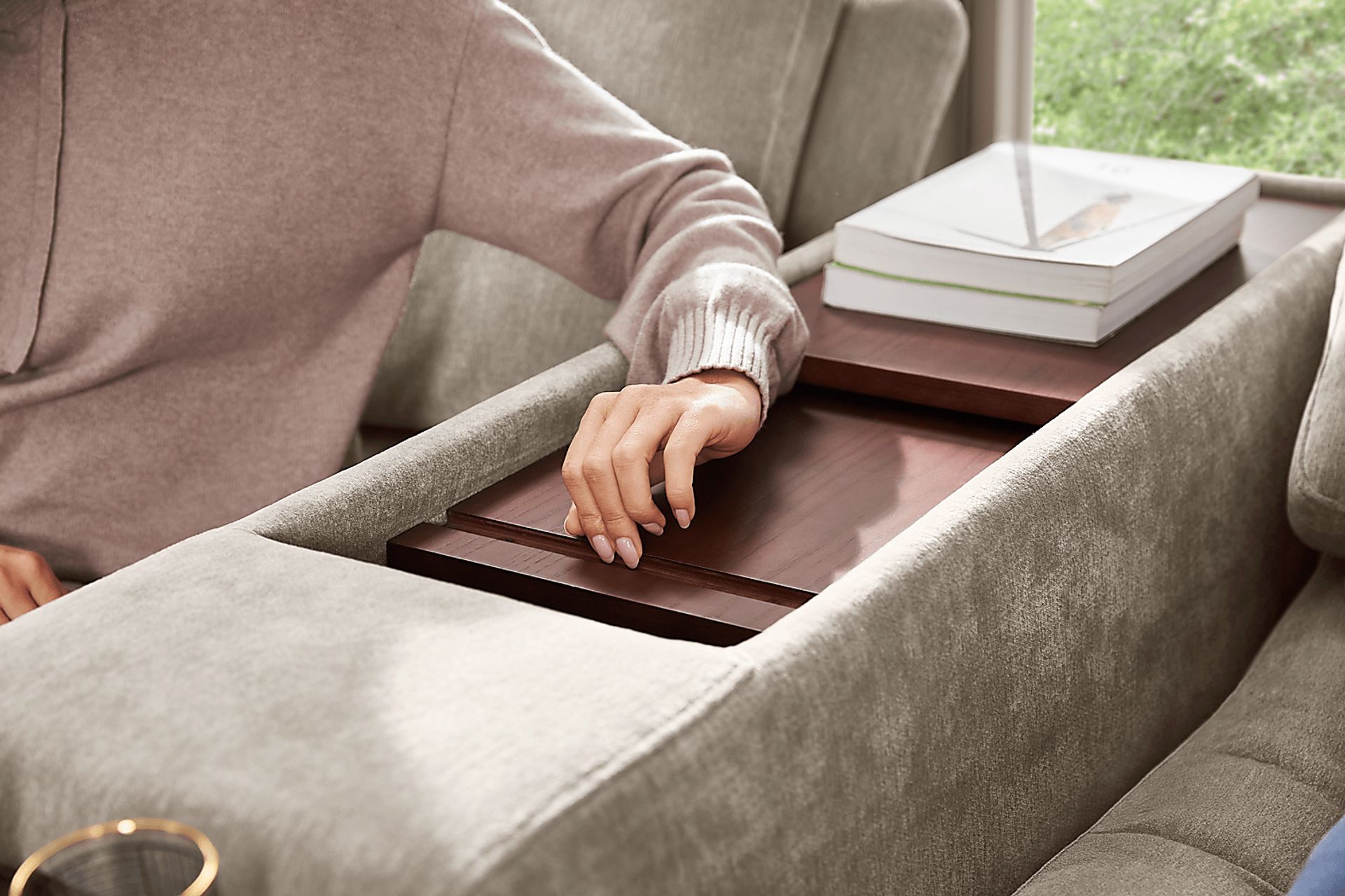 The Flow Gray 3 Pc Dual Power Reclining Sectional - Image 10