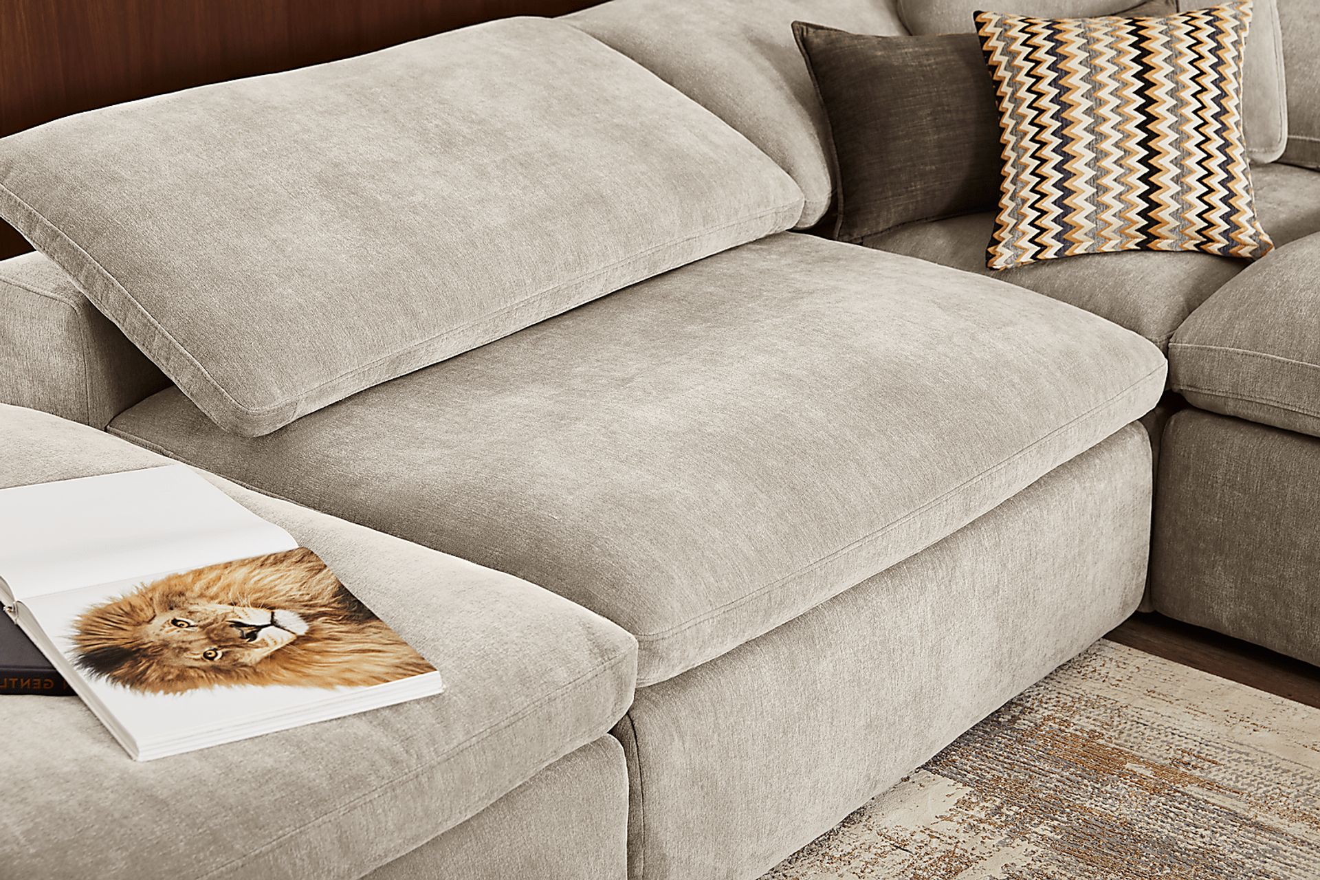 The Flow Gray 5 Pc Dual Power Reclining Sectional - Image 6