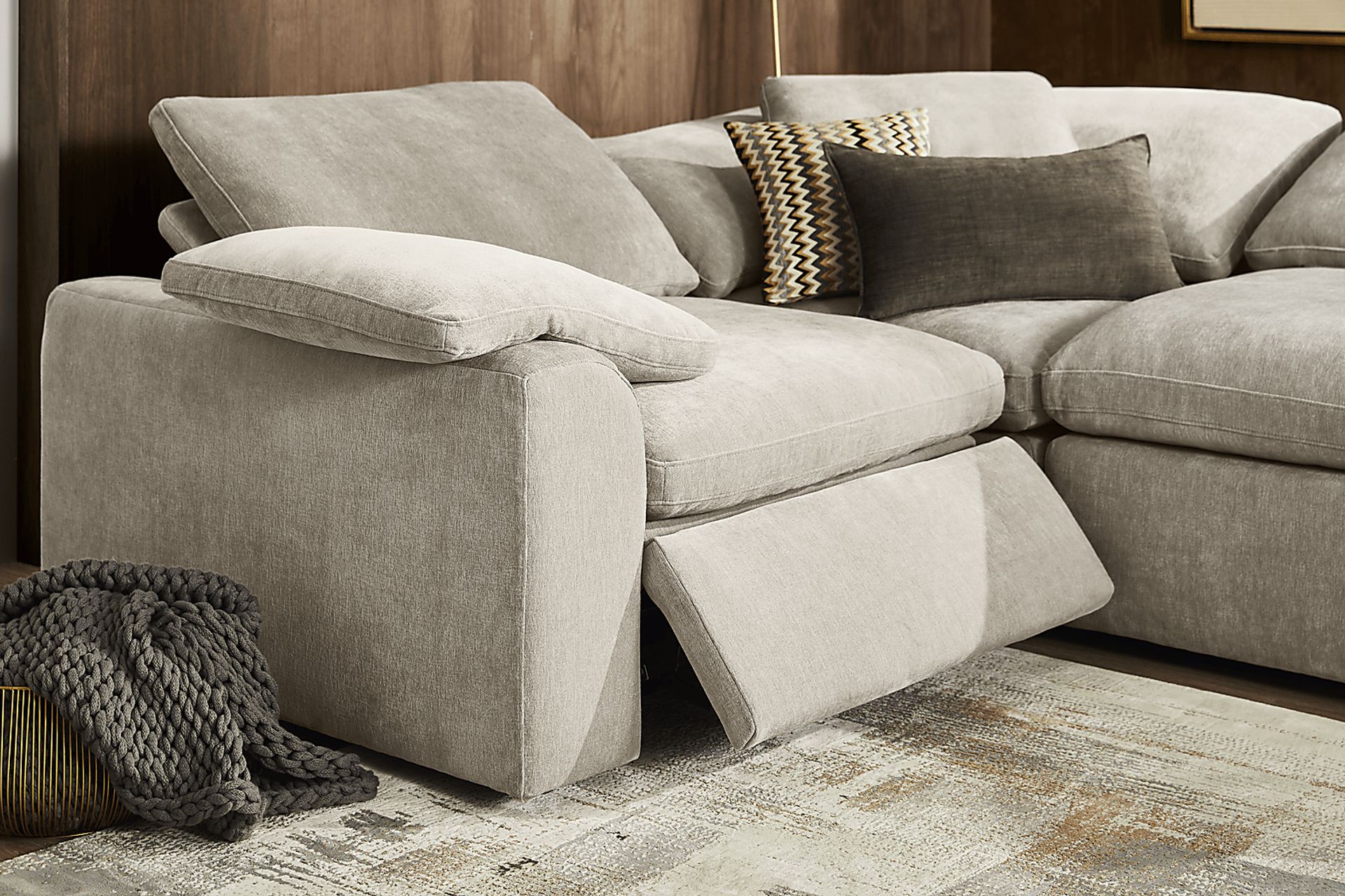 The Flow Gray 5 Pc Dual Power Reclining Sectional - Image 7