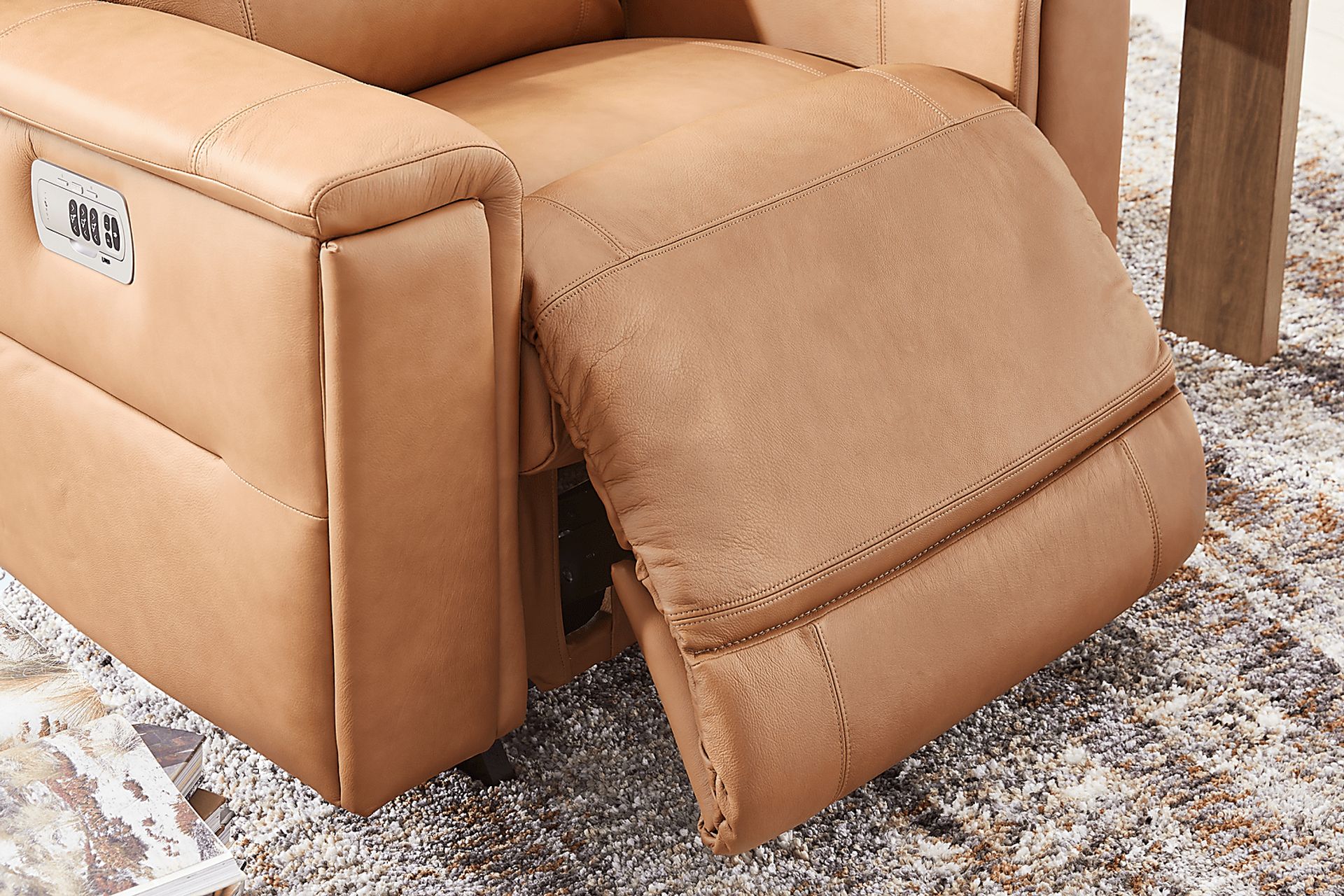 The Shaq II Brown Leather Dual Power Recliner - Image 6