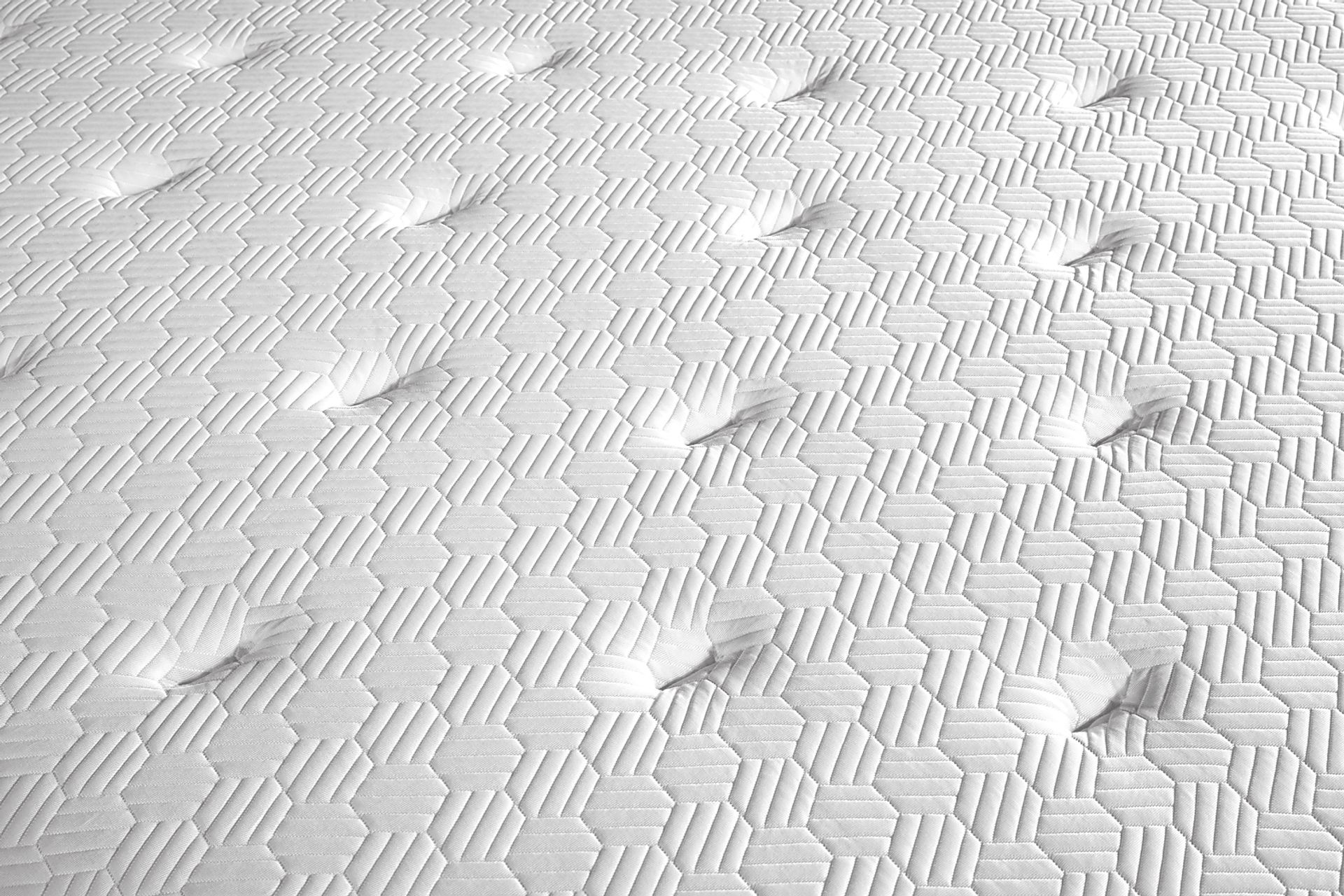 Therapedic Hampton Park Queen Mattress - Image 3