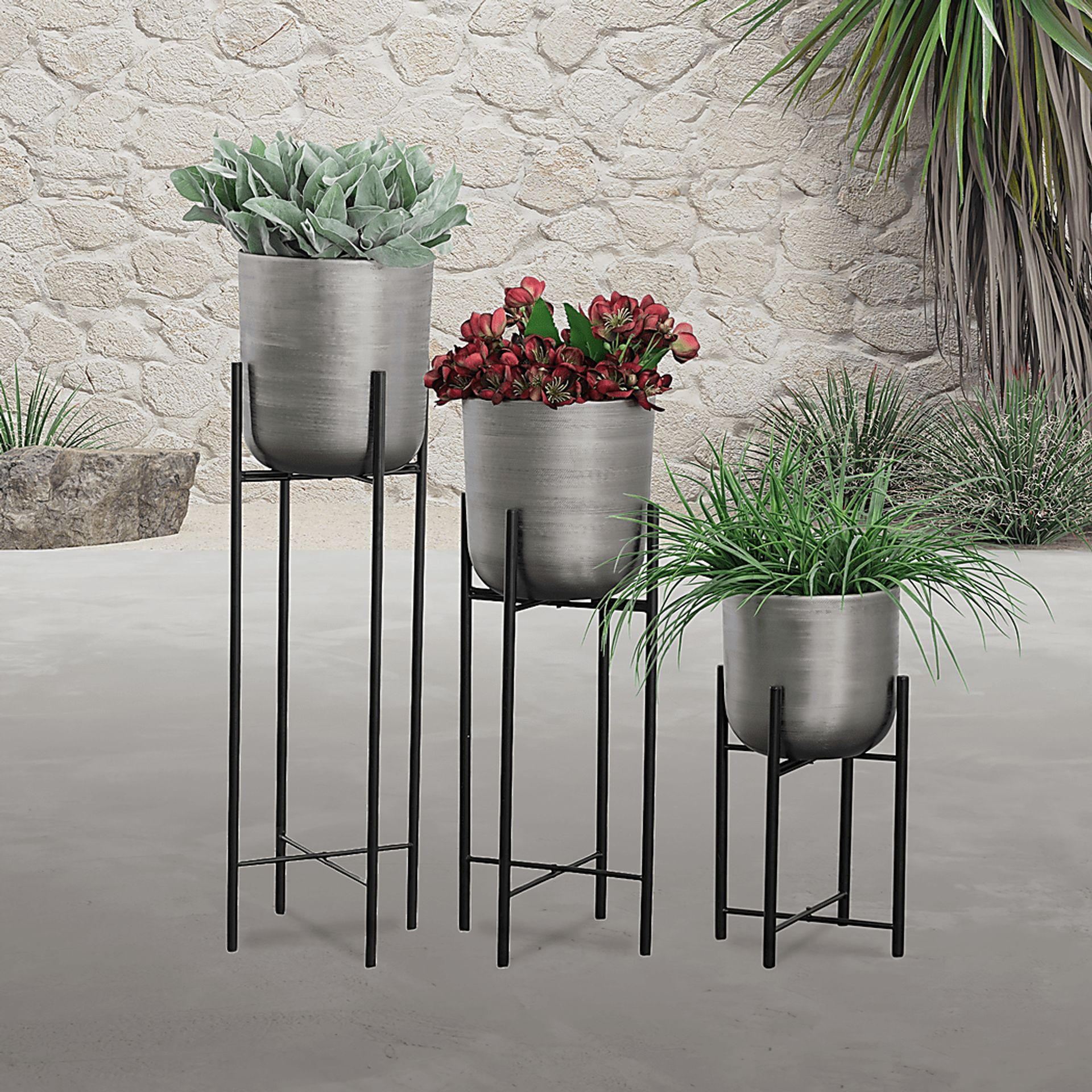 Thorntonwood Gray Planter, Set of 3 - Image 2