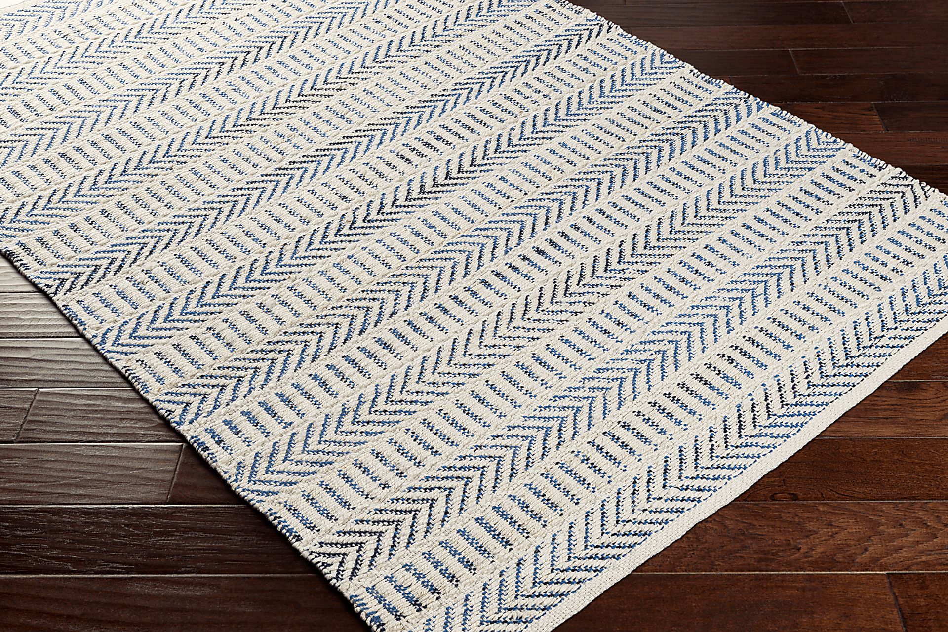 Thorpshire Blue 5' x 7'6 Rug - Image 3