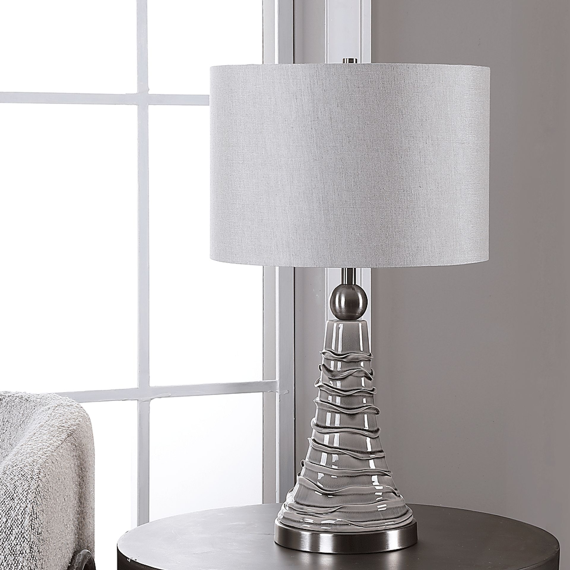 Throop Park Gray Lamp - Image 7