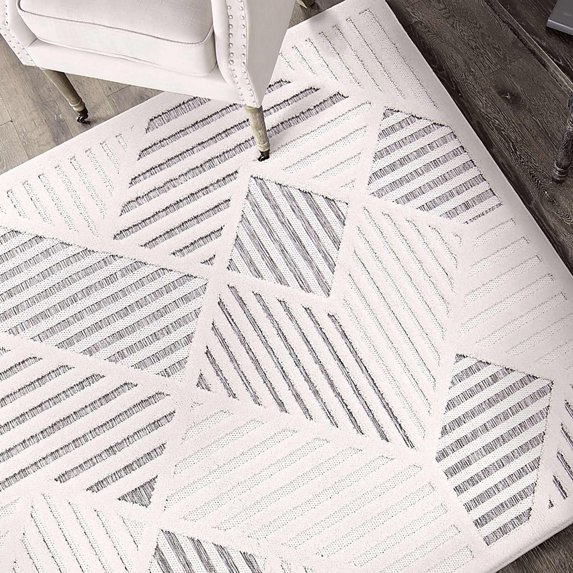 Thurmont Gray 5'3 x 7'6 Rug - Image 2
