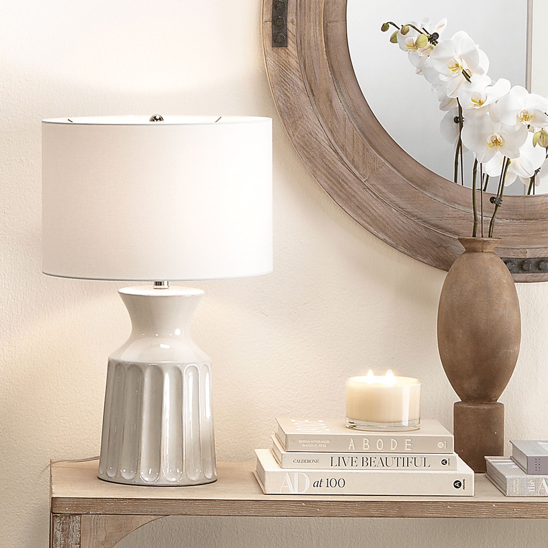 Tigres Road Ivory Lamp - Image 2