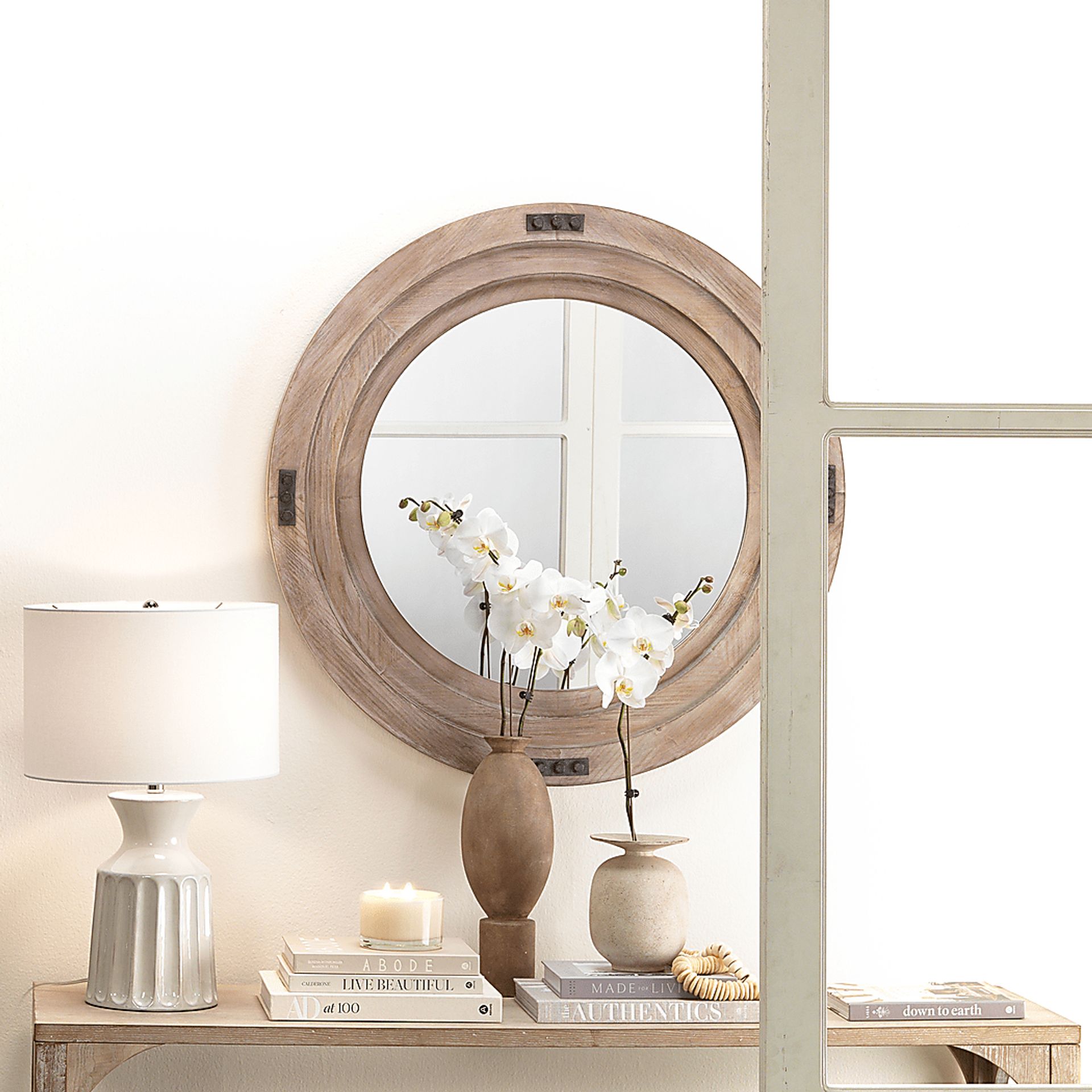 Tigres Road Ivory Lamp - Image 3