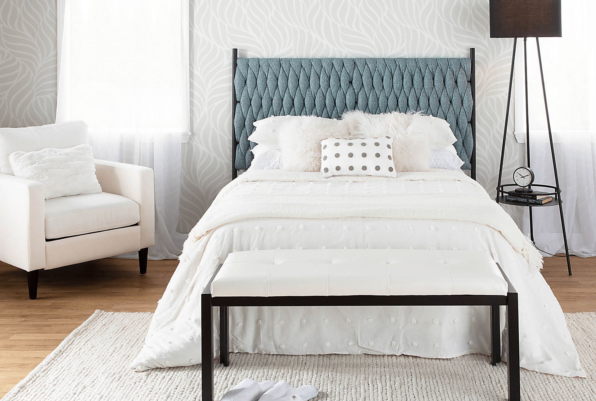 Tockington Blue Queen Headboard - Image 8