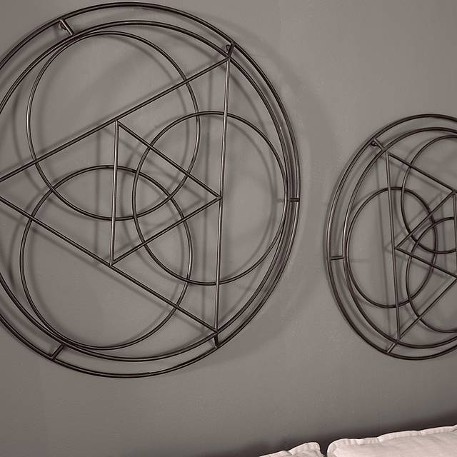 Todville Black Wall Decor, Set of 2 - Thumbnail - Image 2