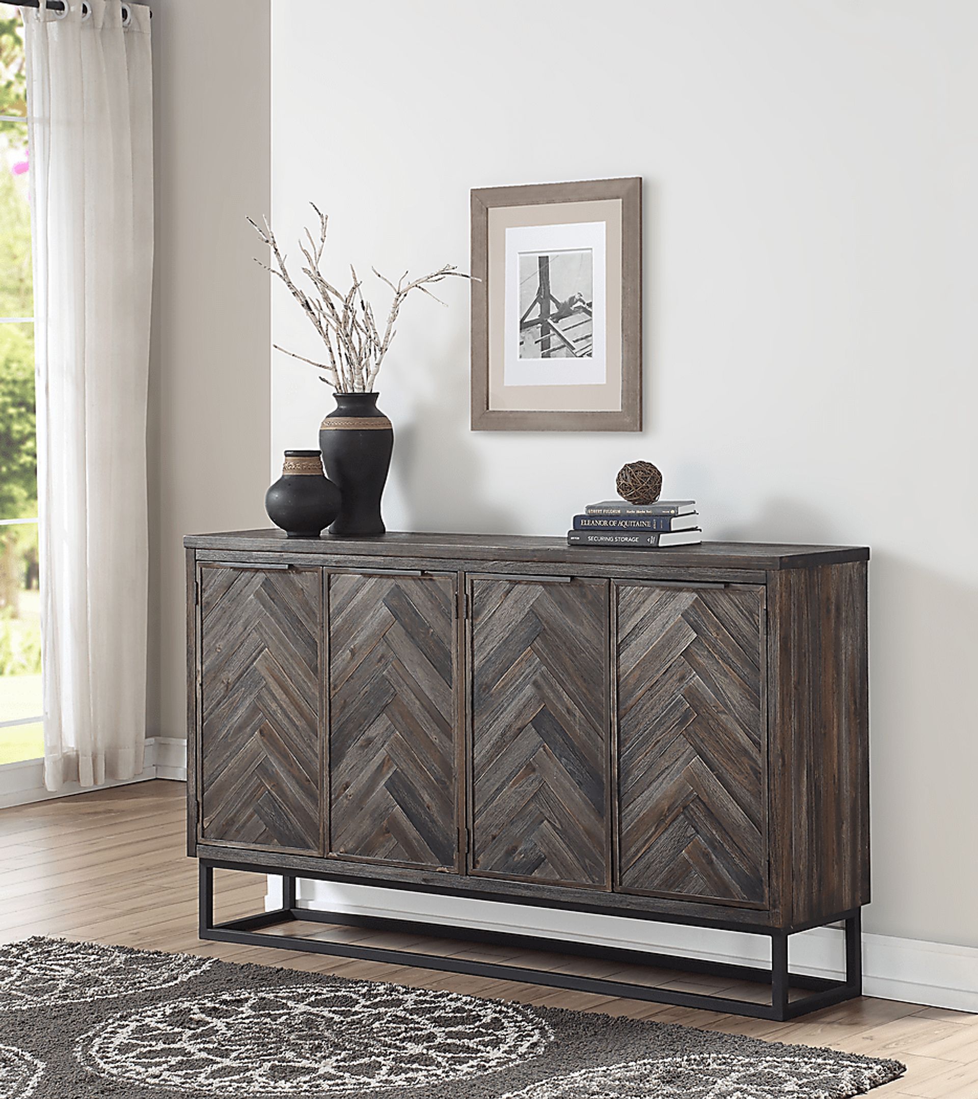 Torbay Credenza | Rooms to Go