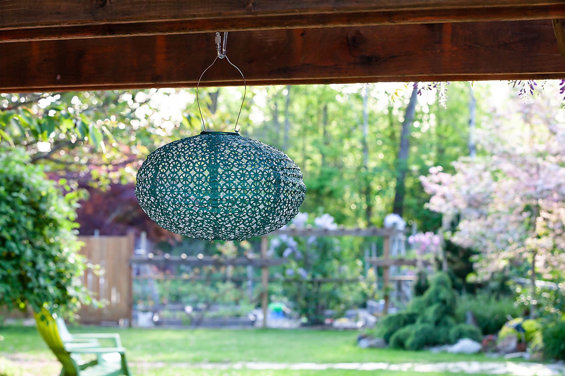 Torchon Emerald Outdoor Solar Lantern - Image 3