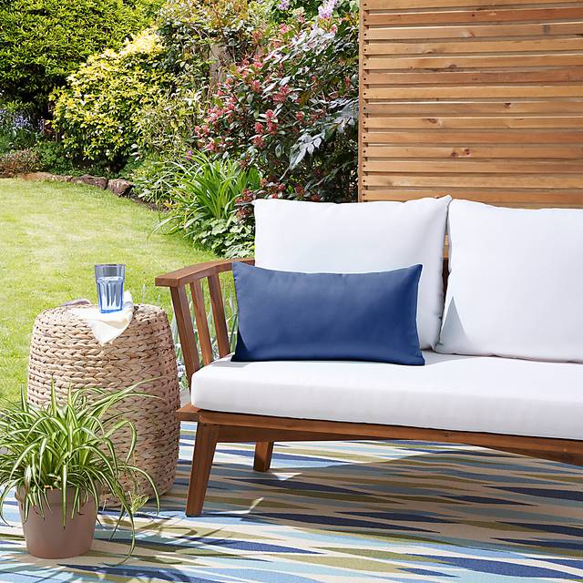 Torlana Navy Indoor/Outdoor Lumbar Pillow - Thumbnail - Image 3