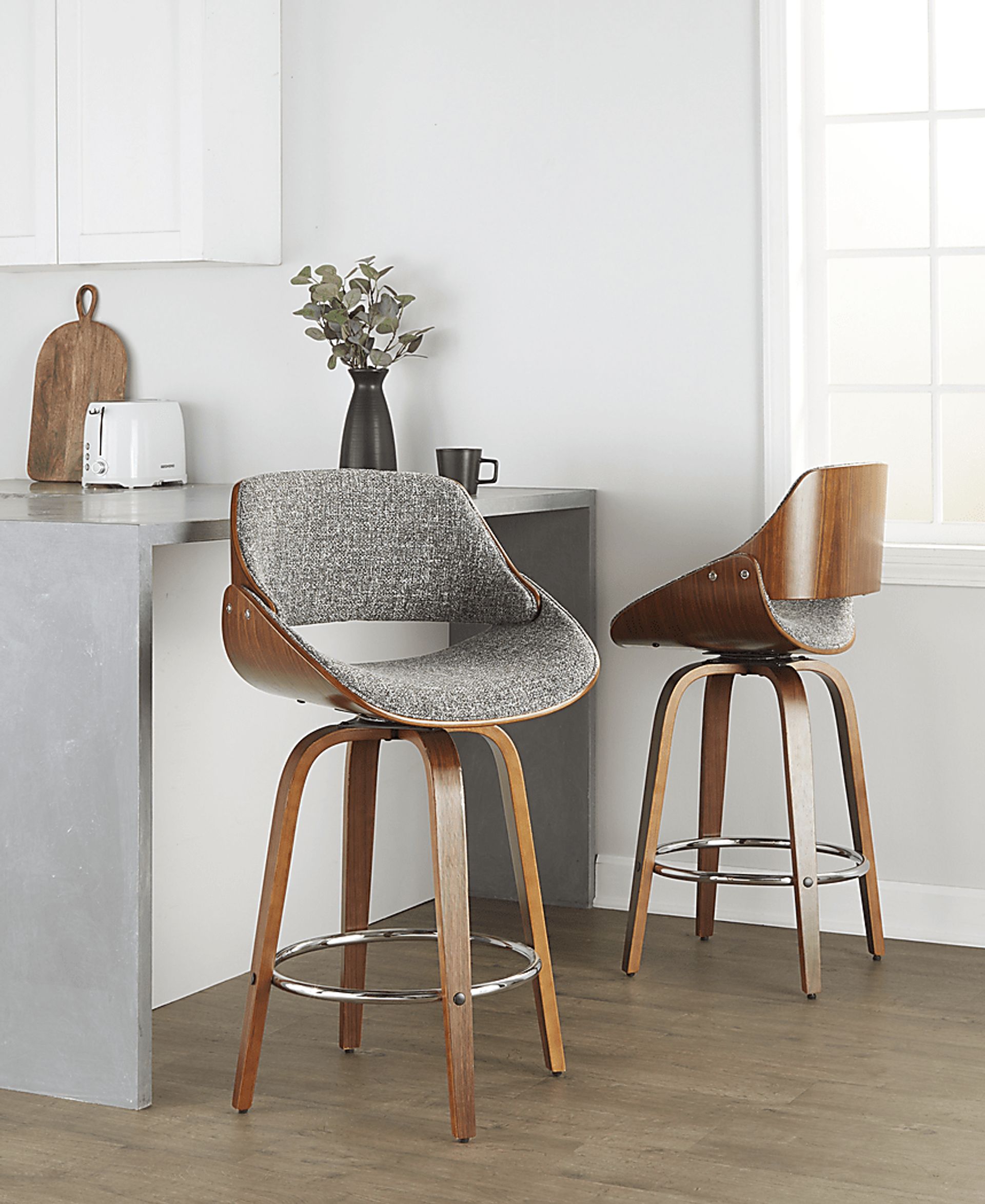 Torlina II Gray Swivel Counter Height Stool, Set of 2 - Image 4