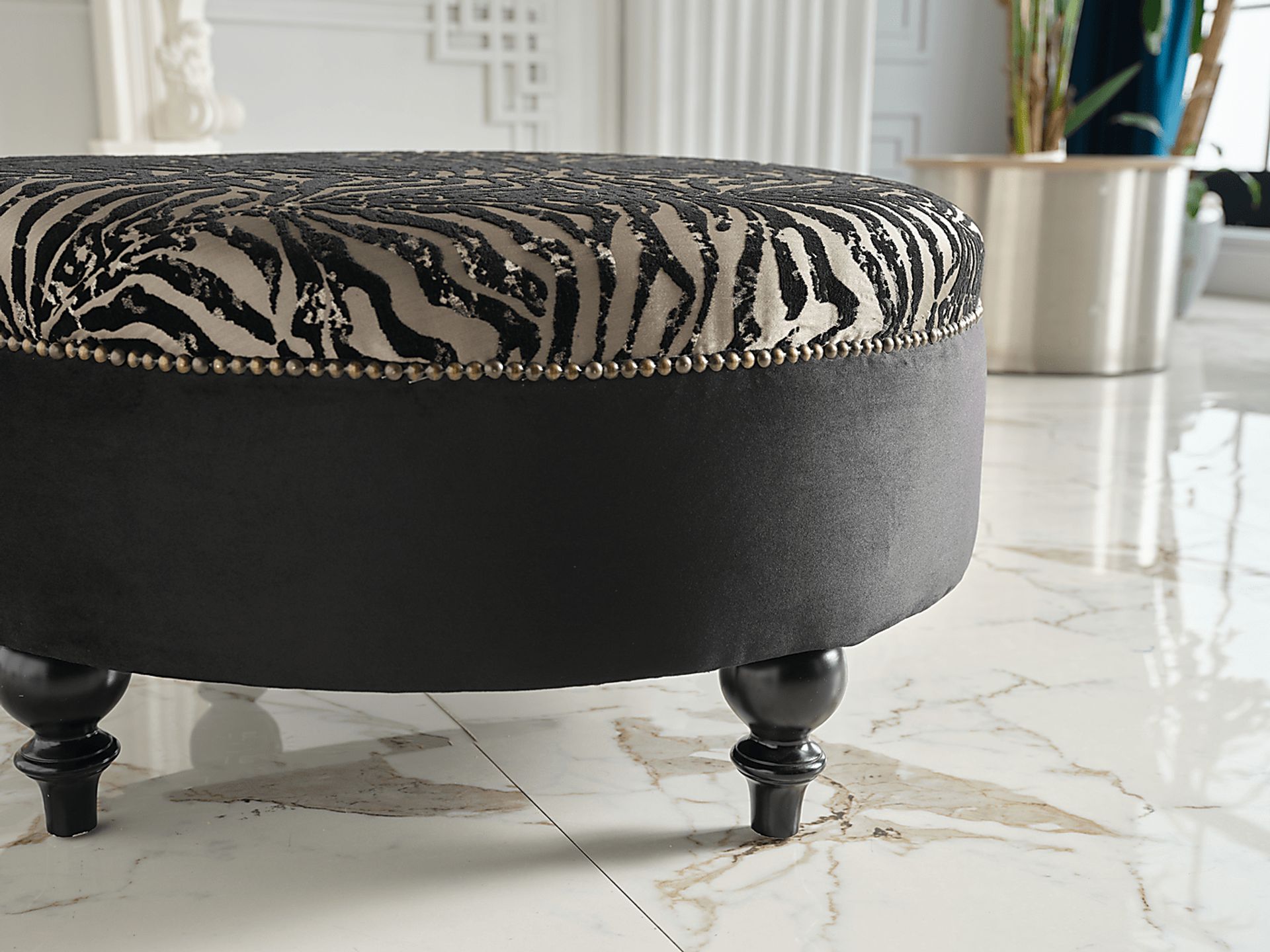 Tovito Black Accent Ottoman - Image 4