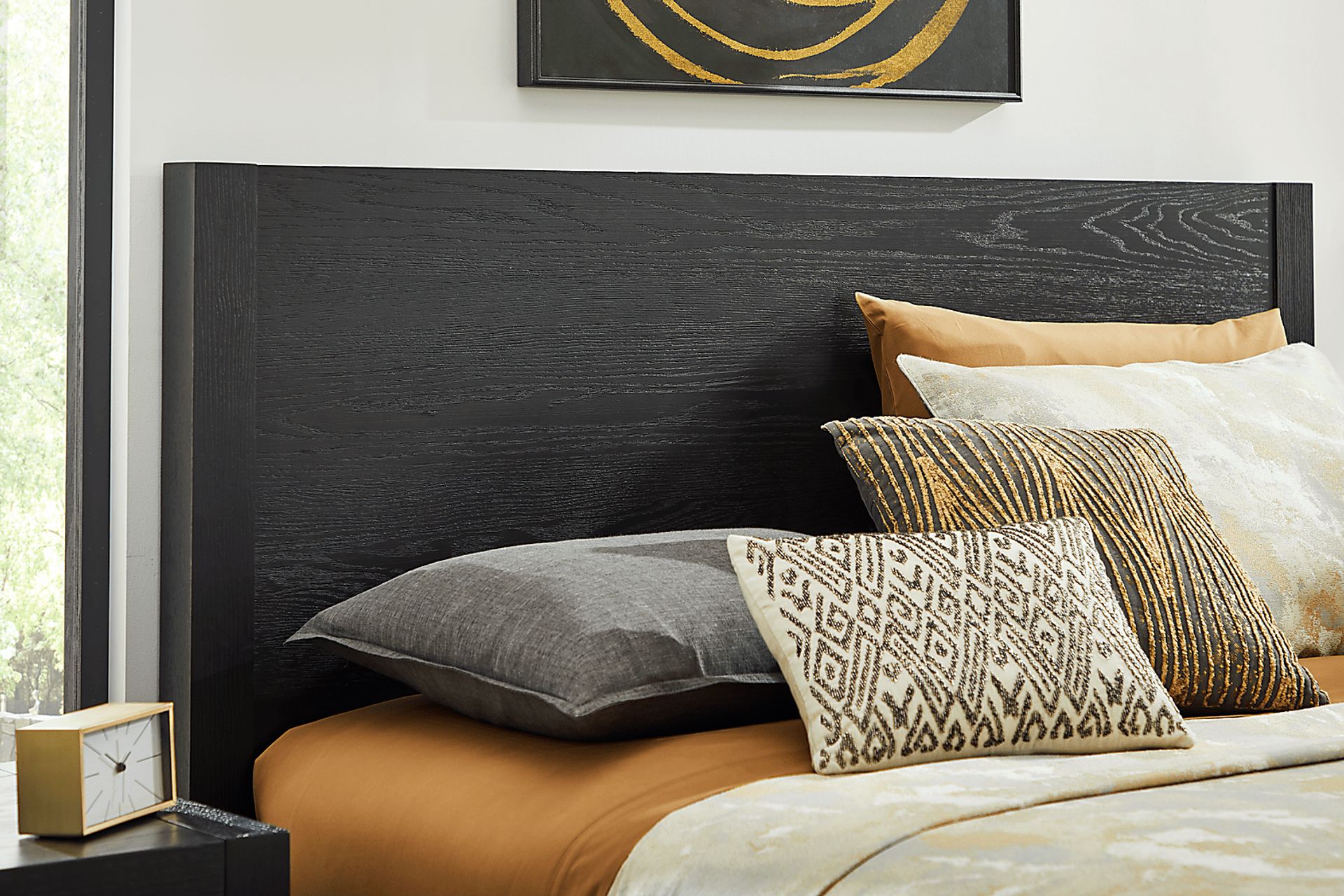 Townbrook Ebony 5 Pc Queen Panel Bedroom - Image 3