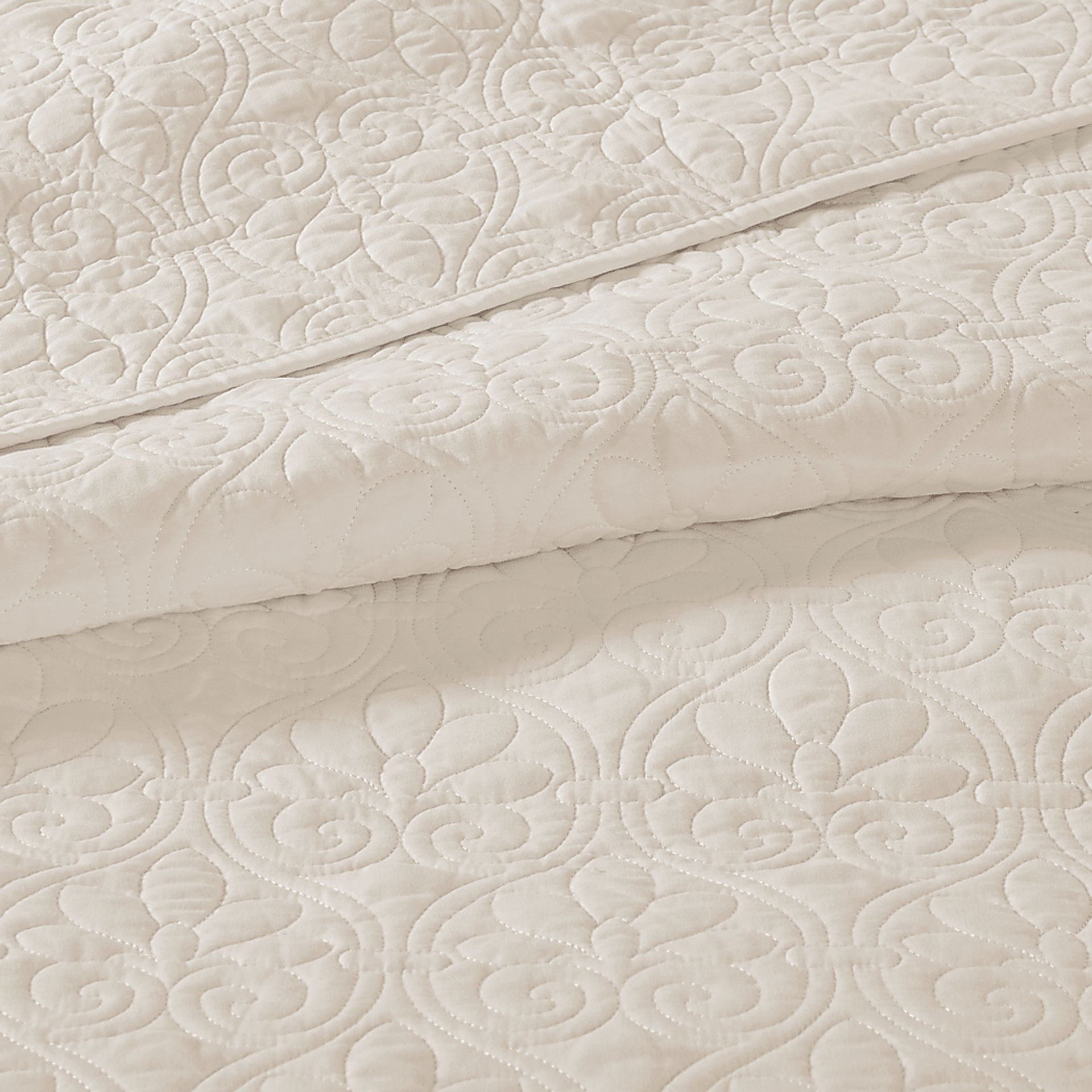 Toyah Cream 3 Pc King Bedspread Set - Image 4
