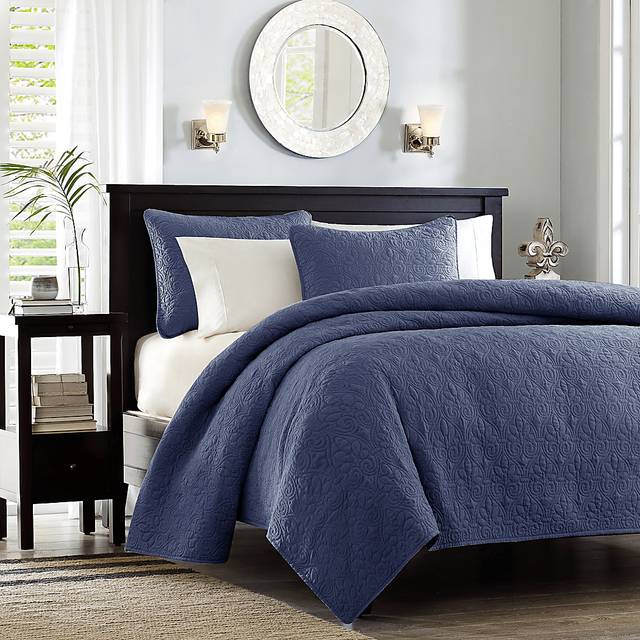 Toyah Navy 3 Pc Twin/Twin XL Quilt Set - Thumbnail - Image 1