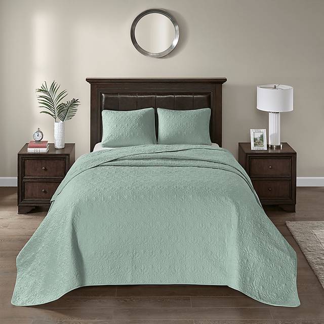 Toyah Seafoam Green 3 Pc King Bedspread Set - Thumbnail - Image 3