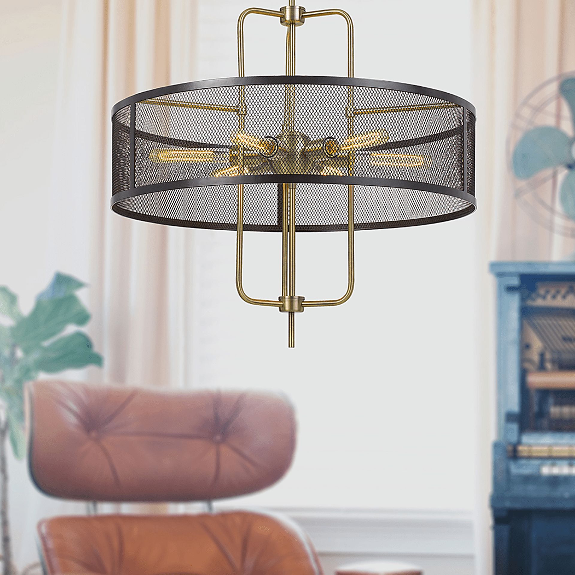 Trailorama Brass Chandelier - Image 3