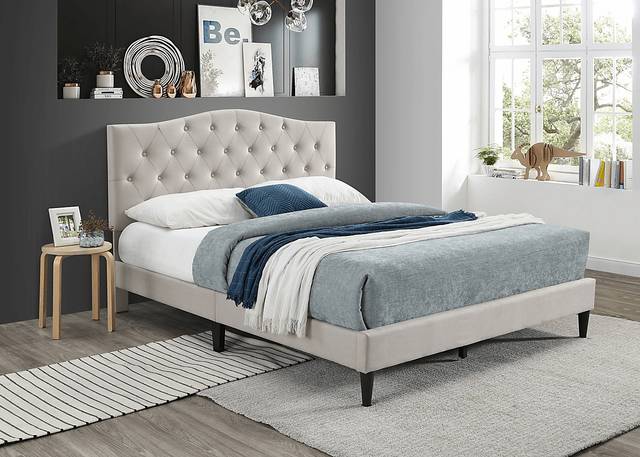 Treebrooke Beige King Bed - Thumbnail - Image 4