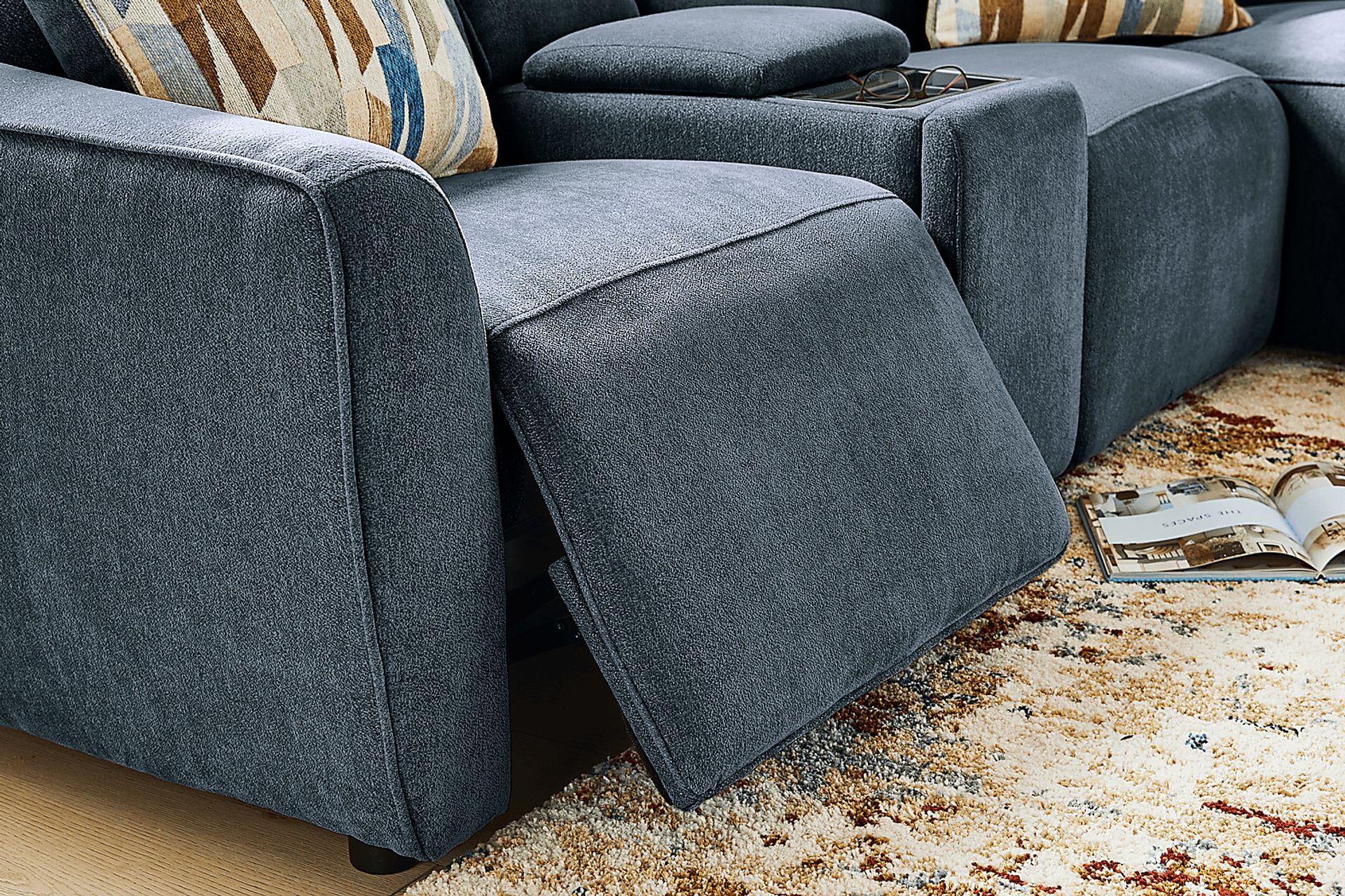 Tremont Indigo 4 Pc Power Reclining Sectional - Image 15