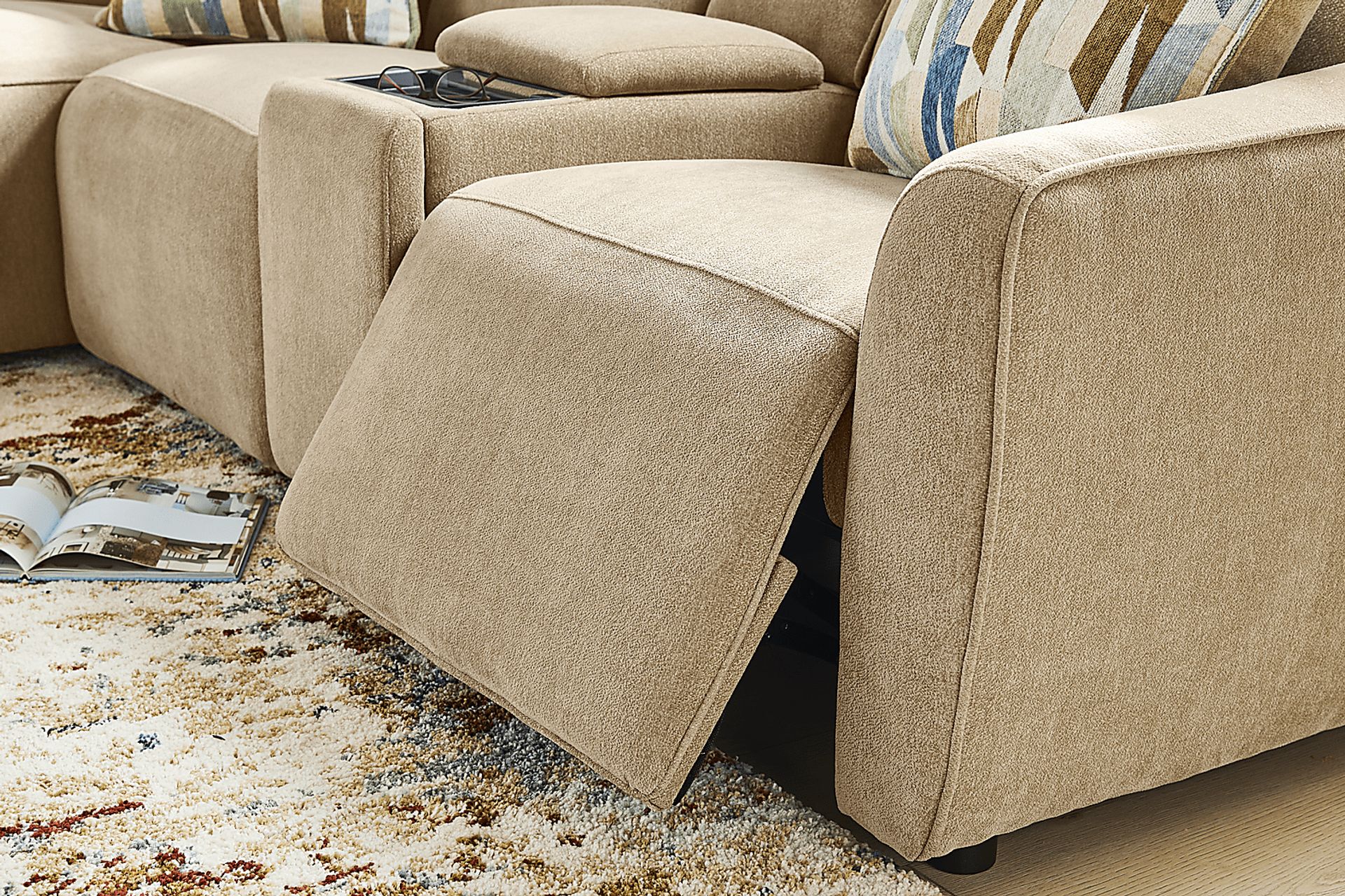 Tremont Sand 4 Pc Power Reclining Sectional - Image 14