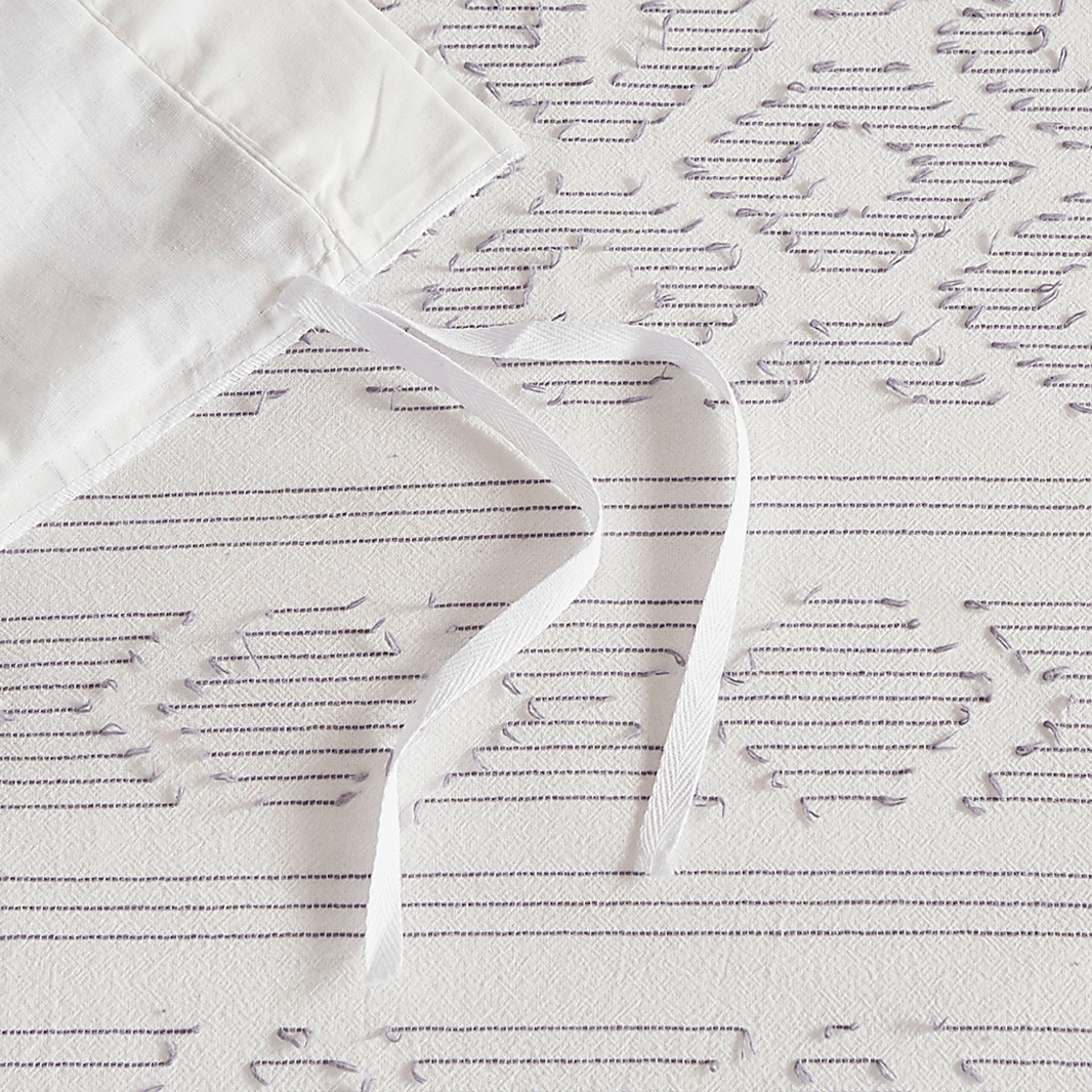 Treves White Gray 5 Pc Full/Queen Duvet Set - Image 11