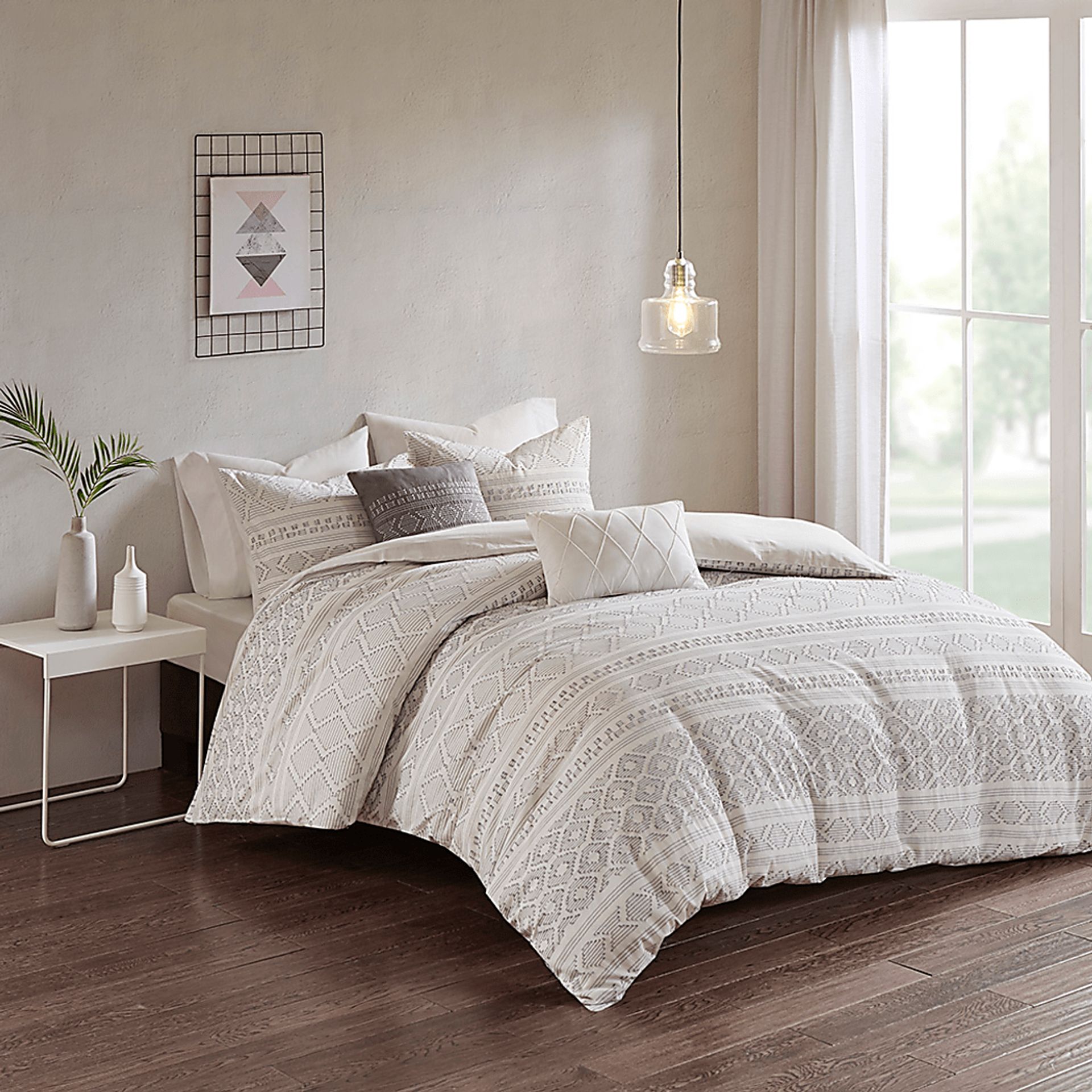 Treves White Gray 5 Pc Full/Queen Duvet Set - Image 1