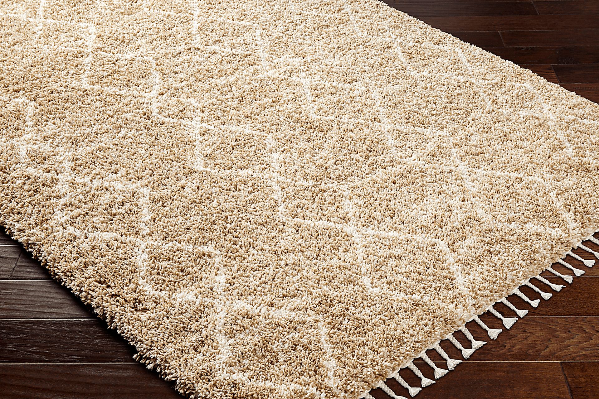 Trovista Beige 7'10 x 10' Area Rug - Image 5