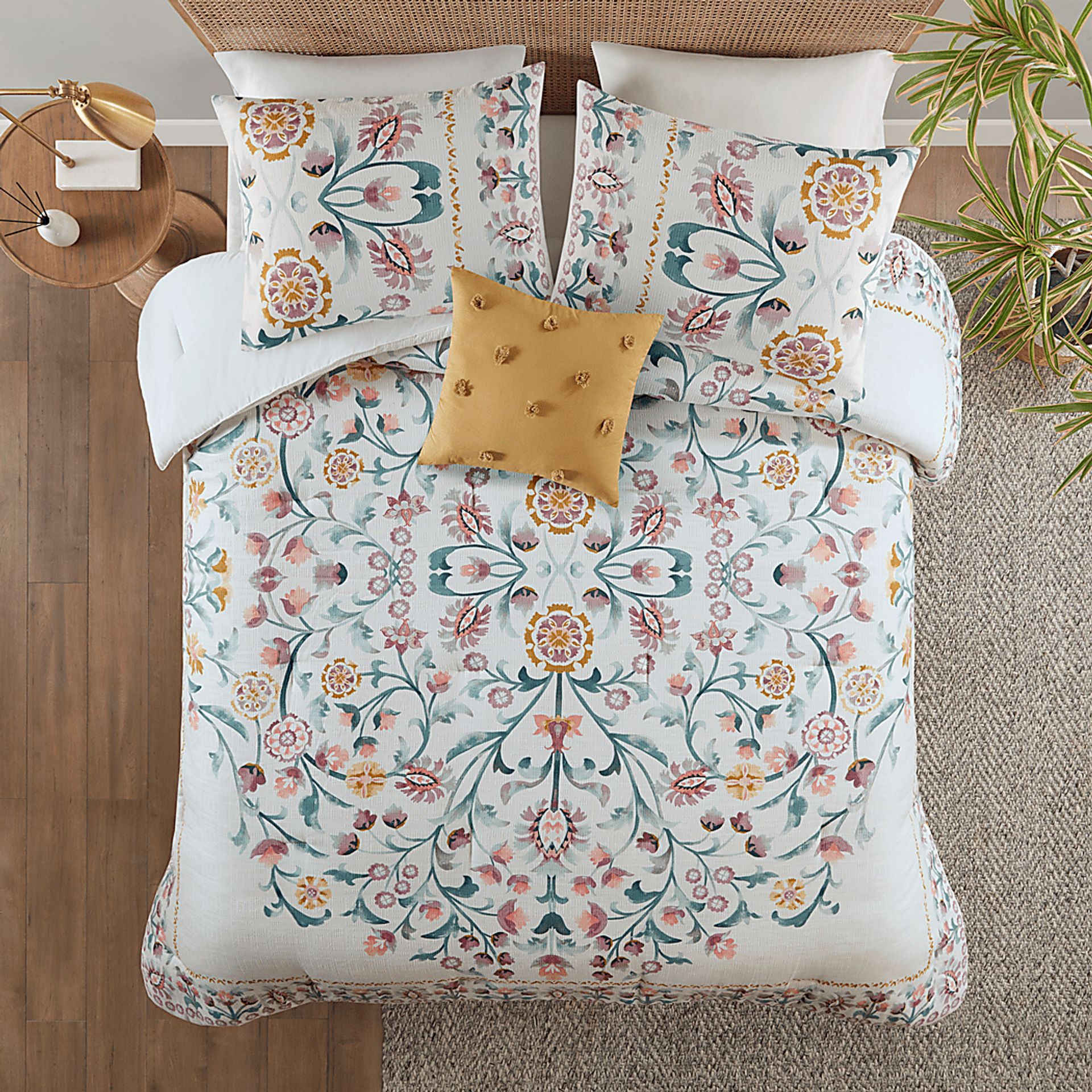 Troywood White 4 Pc Full/Queen Comforter Set - Image 2