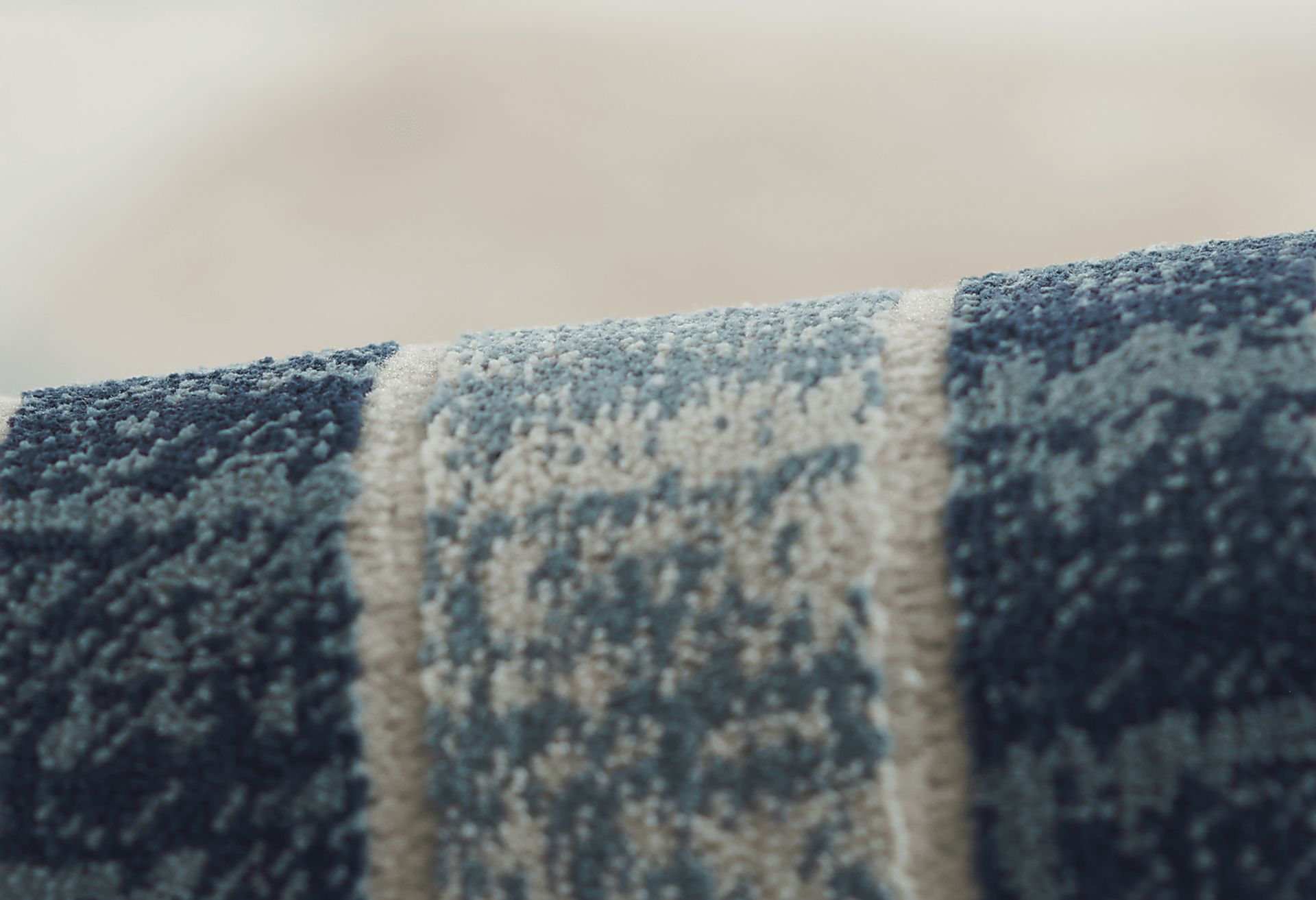 Tryst Blue 5'1 x 7'7 Rug - Image 5