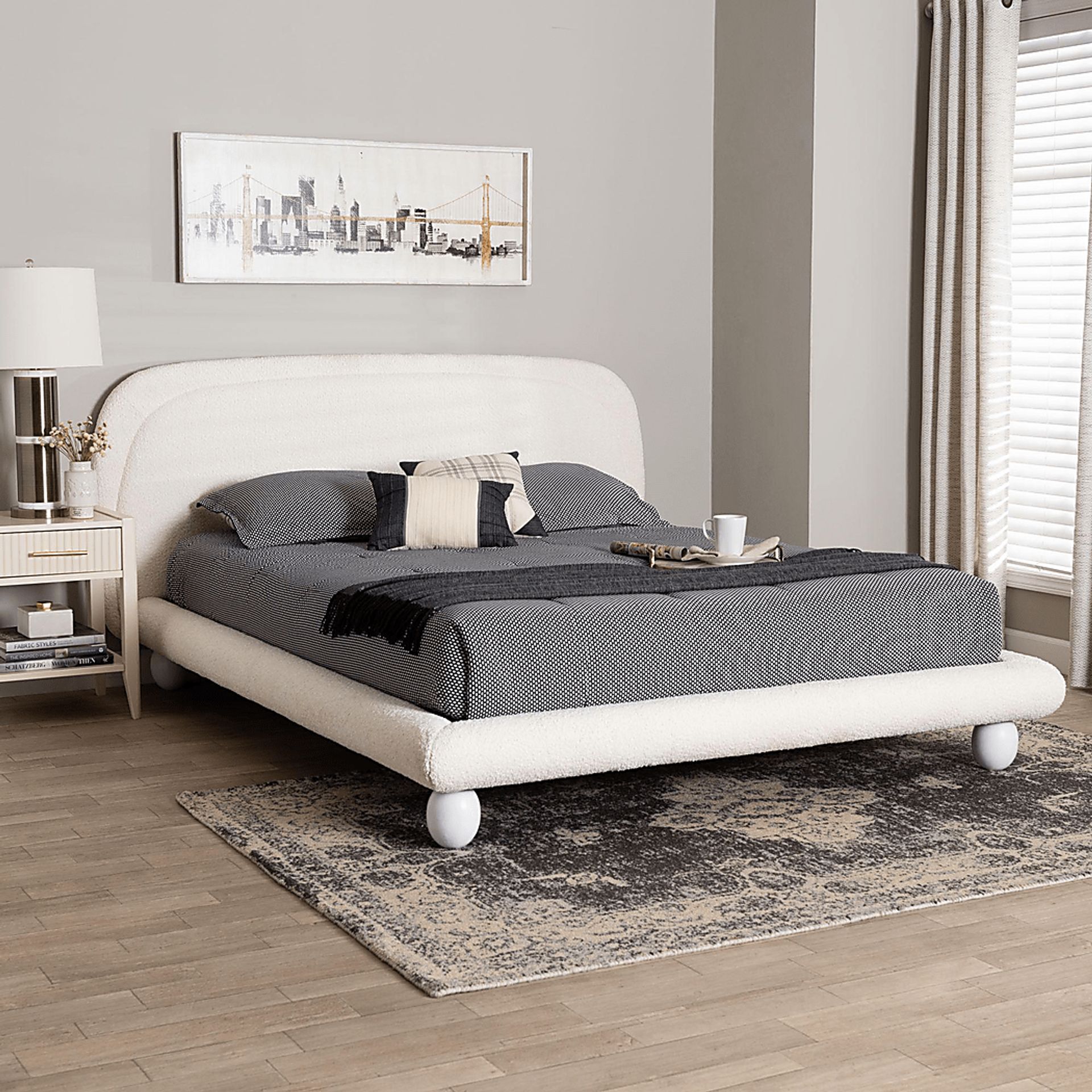 Tuteur Ivory Queen Bed - Image 2