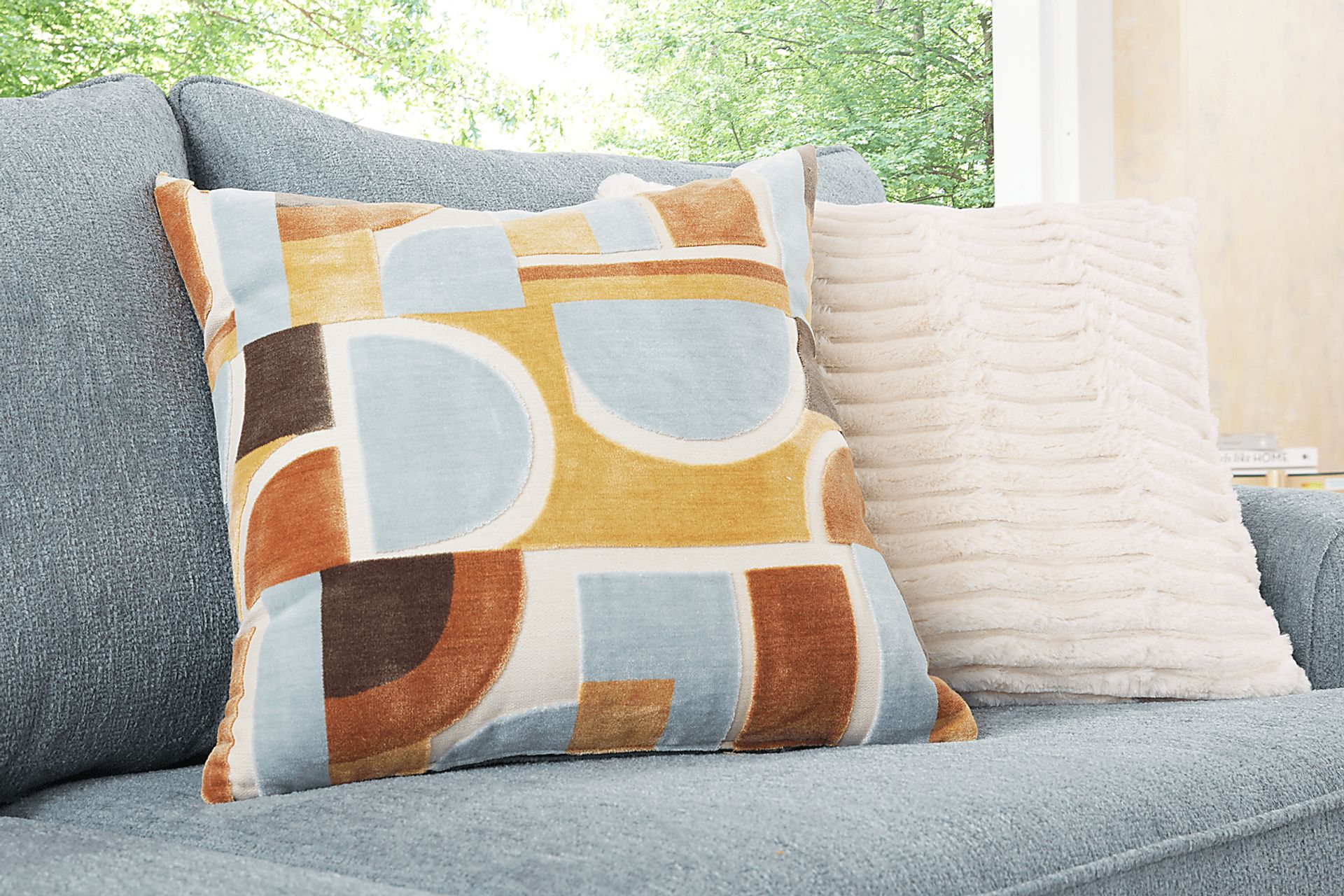 Twin Falls Spa 2 Pc Living Room - Image 7