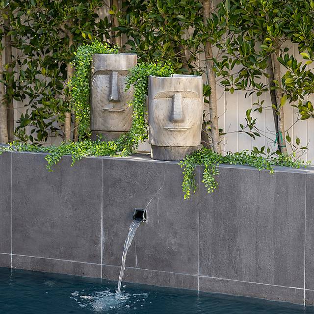 Tyrole Gray Large Planter - Thumbnail - Image 2