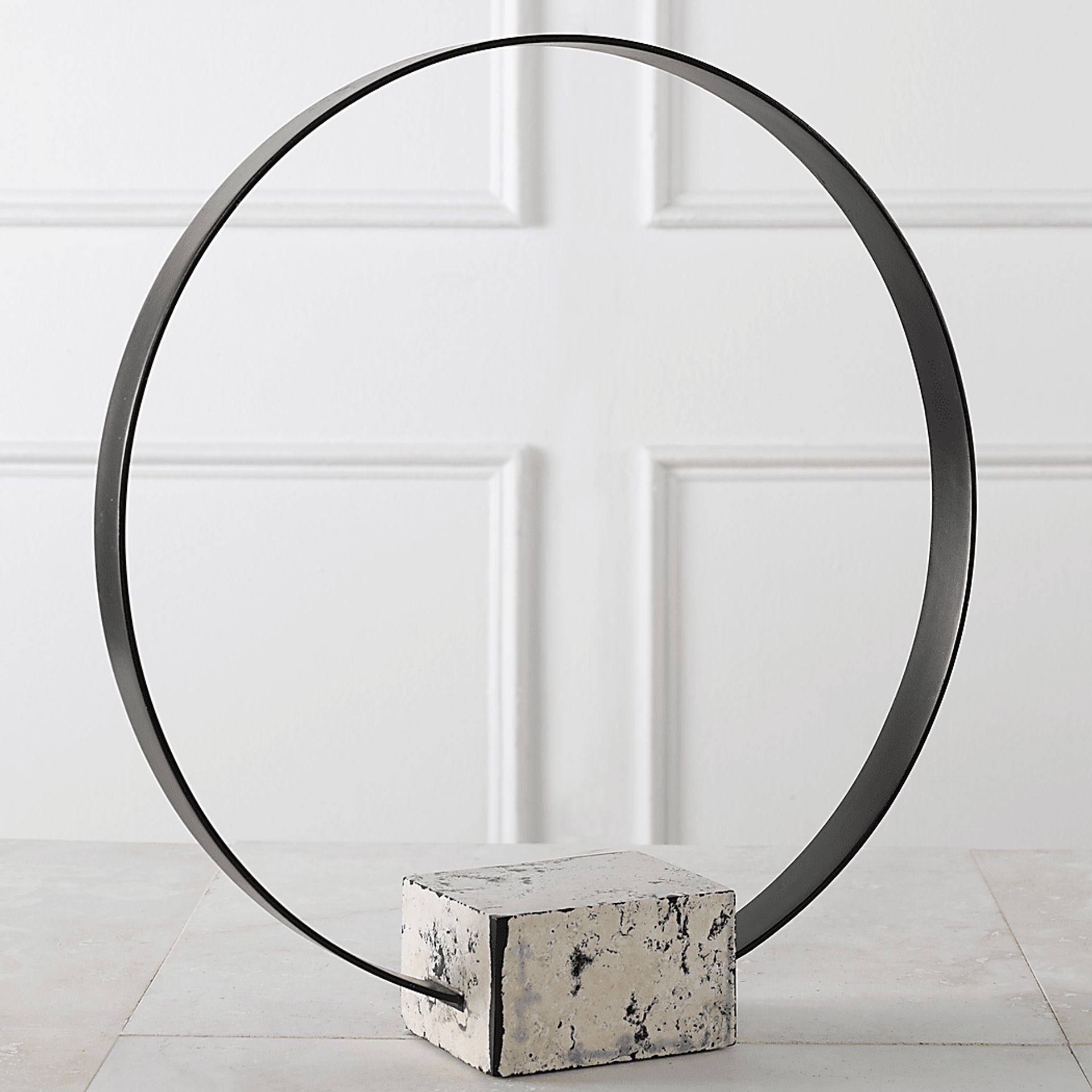 Ucker Black Sculpture - Image 2