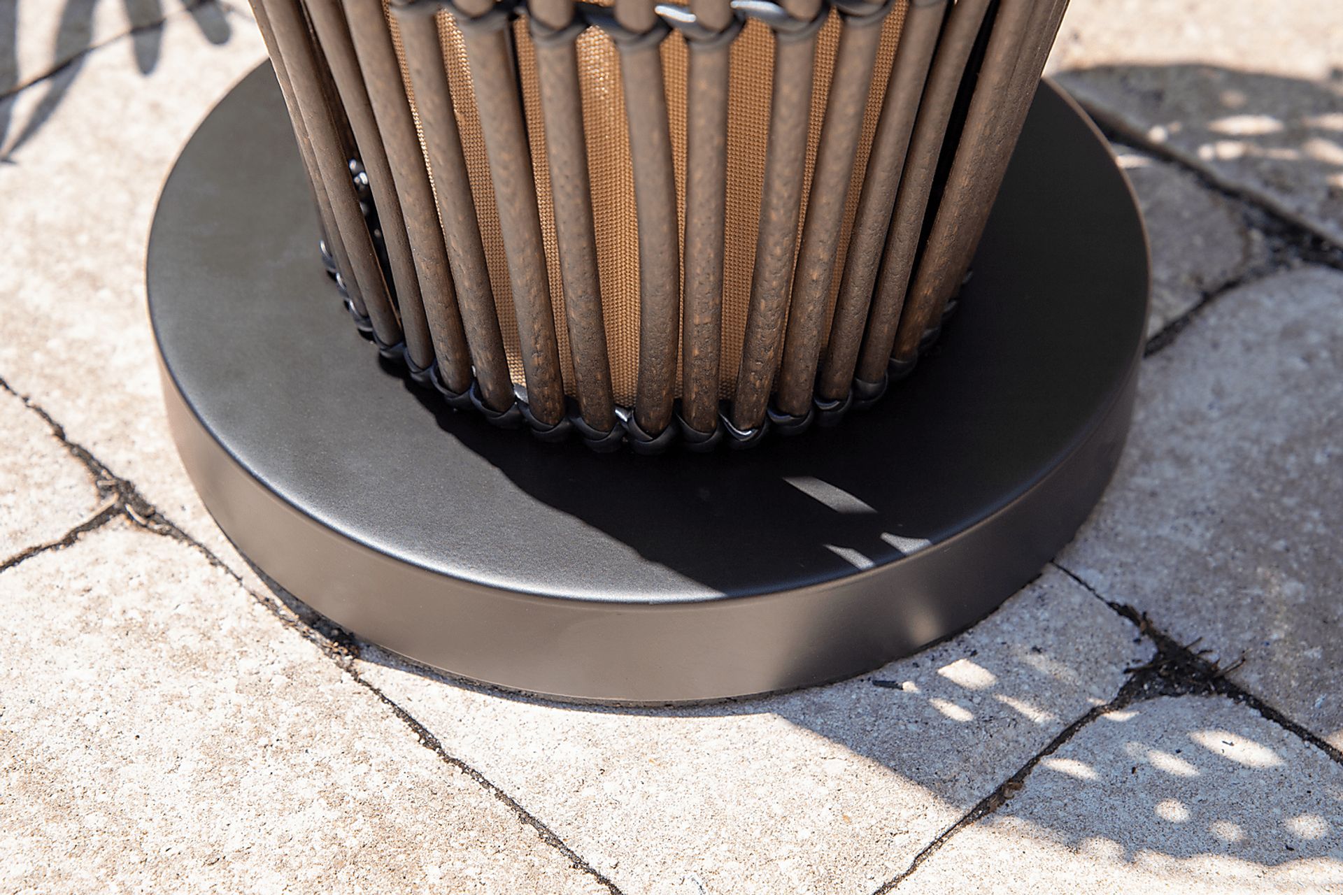 Unaka Brown Outdoor Floor Lamp - Image 9