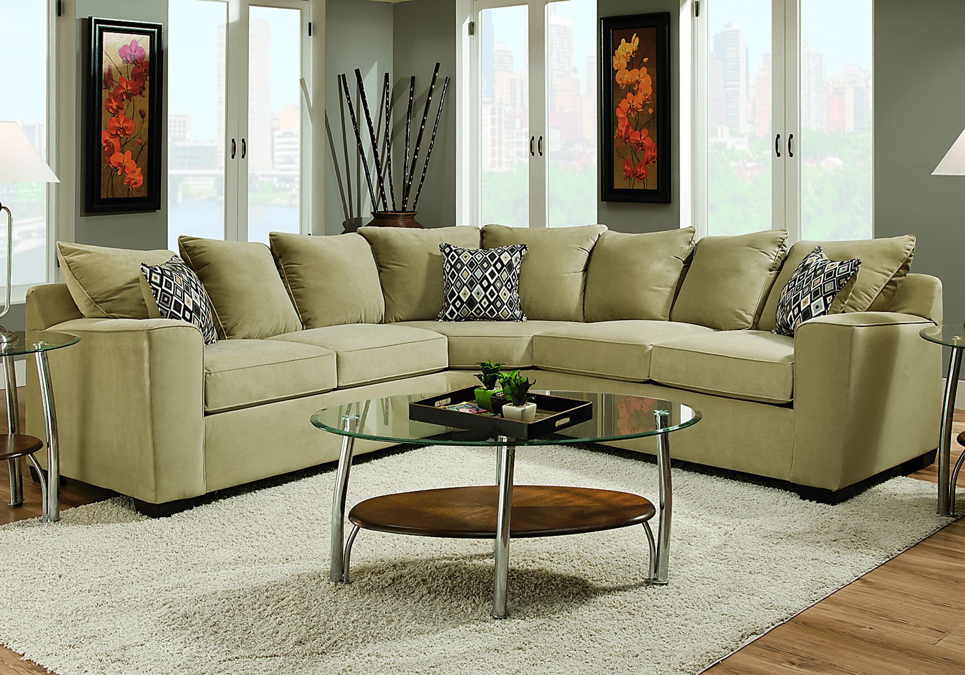 United Furniture 2 Pc Sectional - Image 1