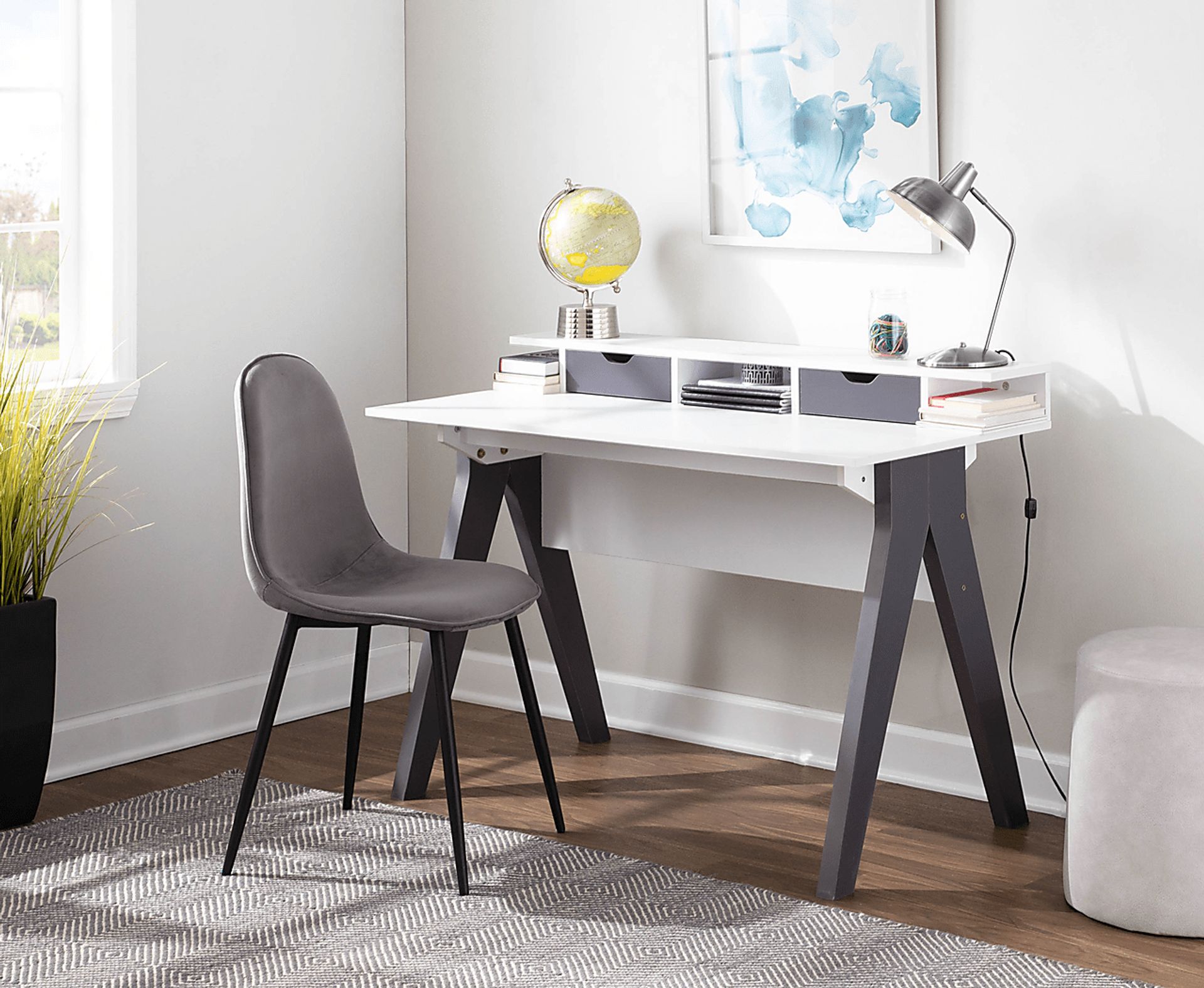 Unzell White Desk - Image 10
