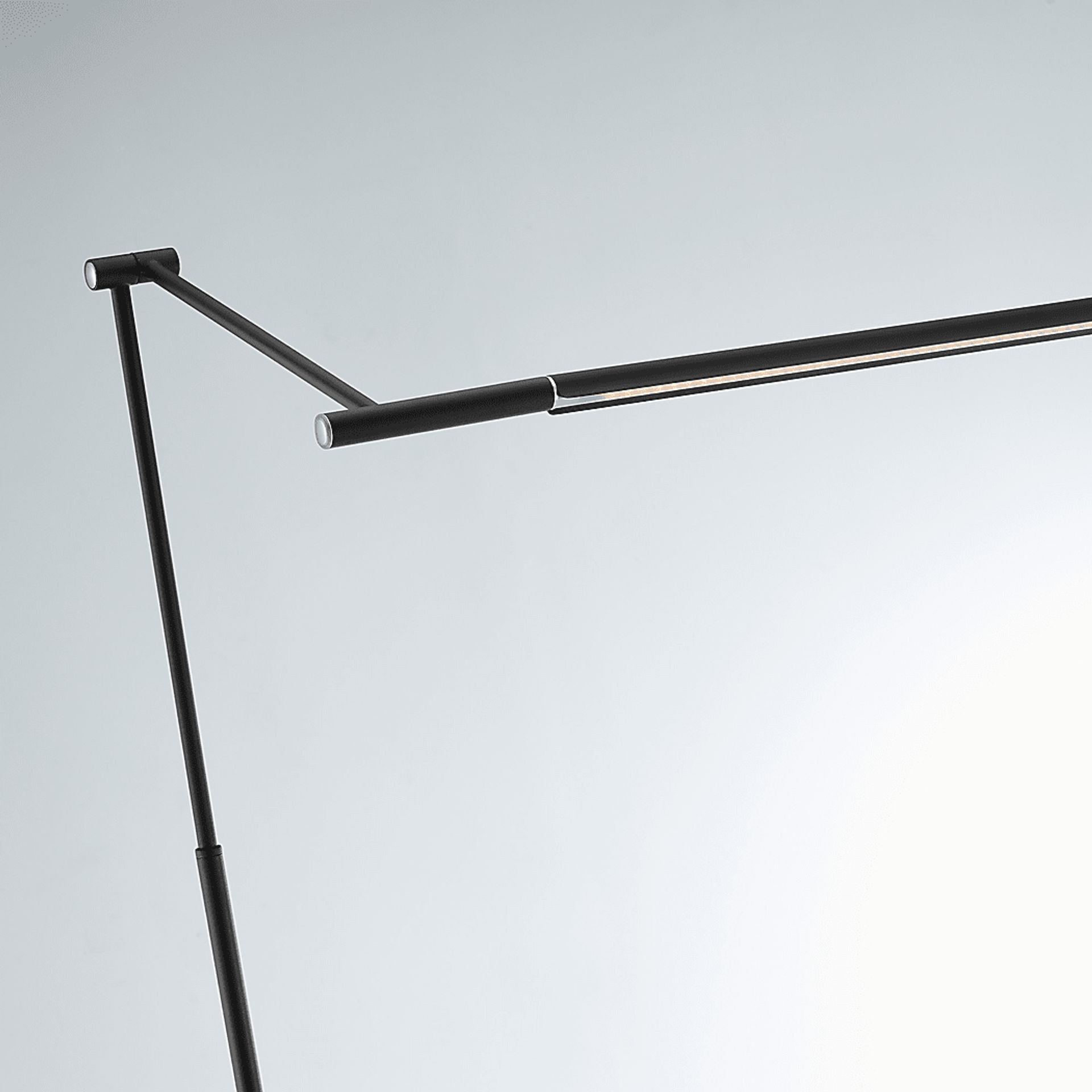 Uryno Road Black Floor Lamp - Image 3