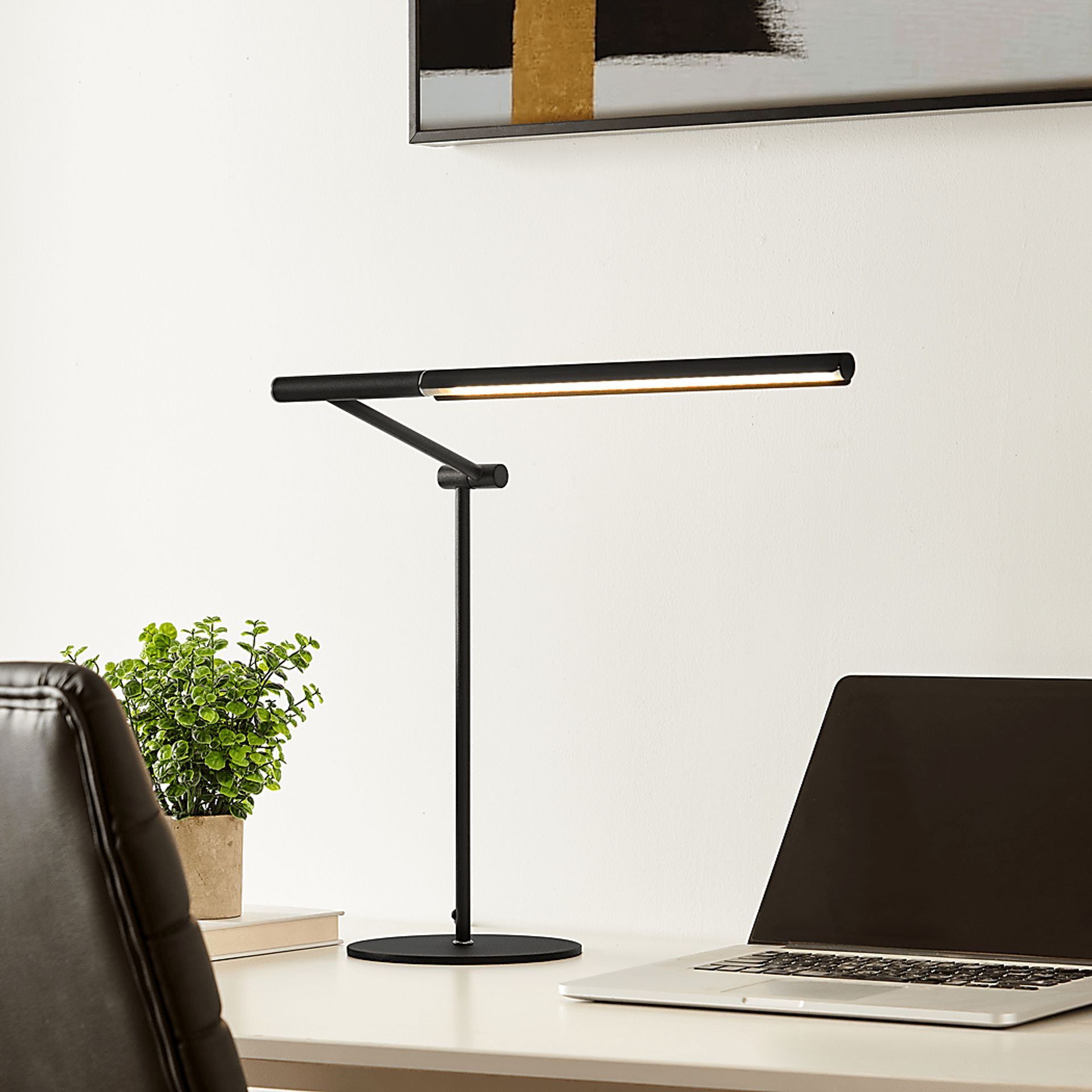 Uryno Road Black Lamp - Image 2