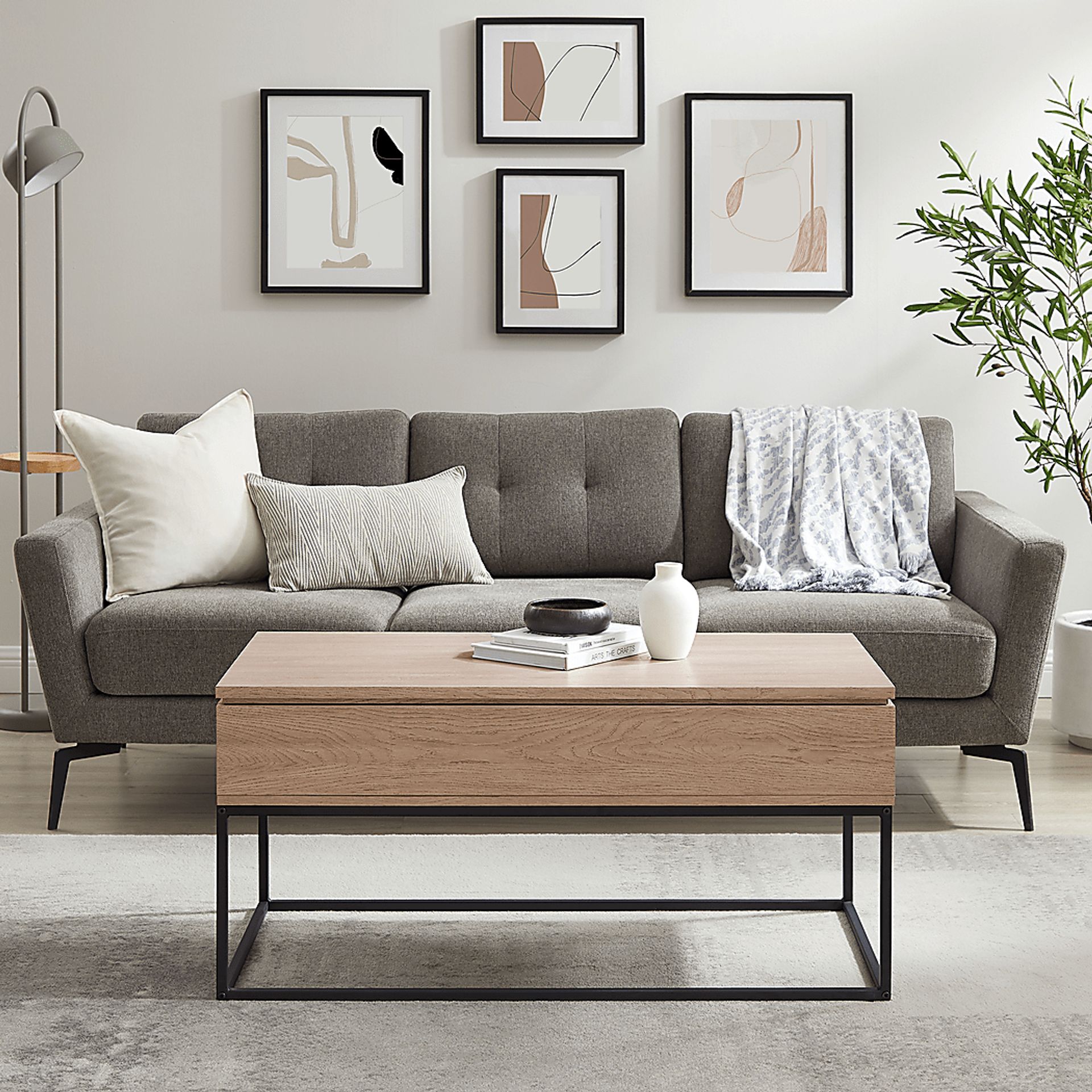 Utrin Light Oak Lift Top Cocktail Table - Image 3