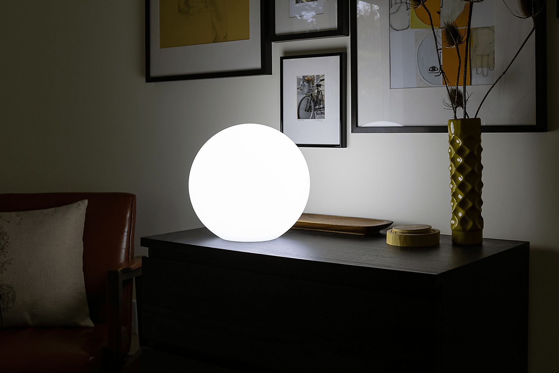 Uvari Way Indoor/Outdoor White Rechargeable Lantern - Image 5