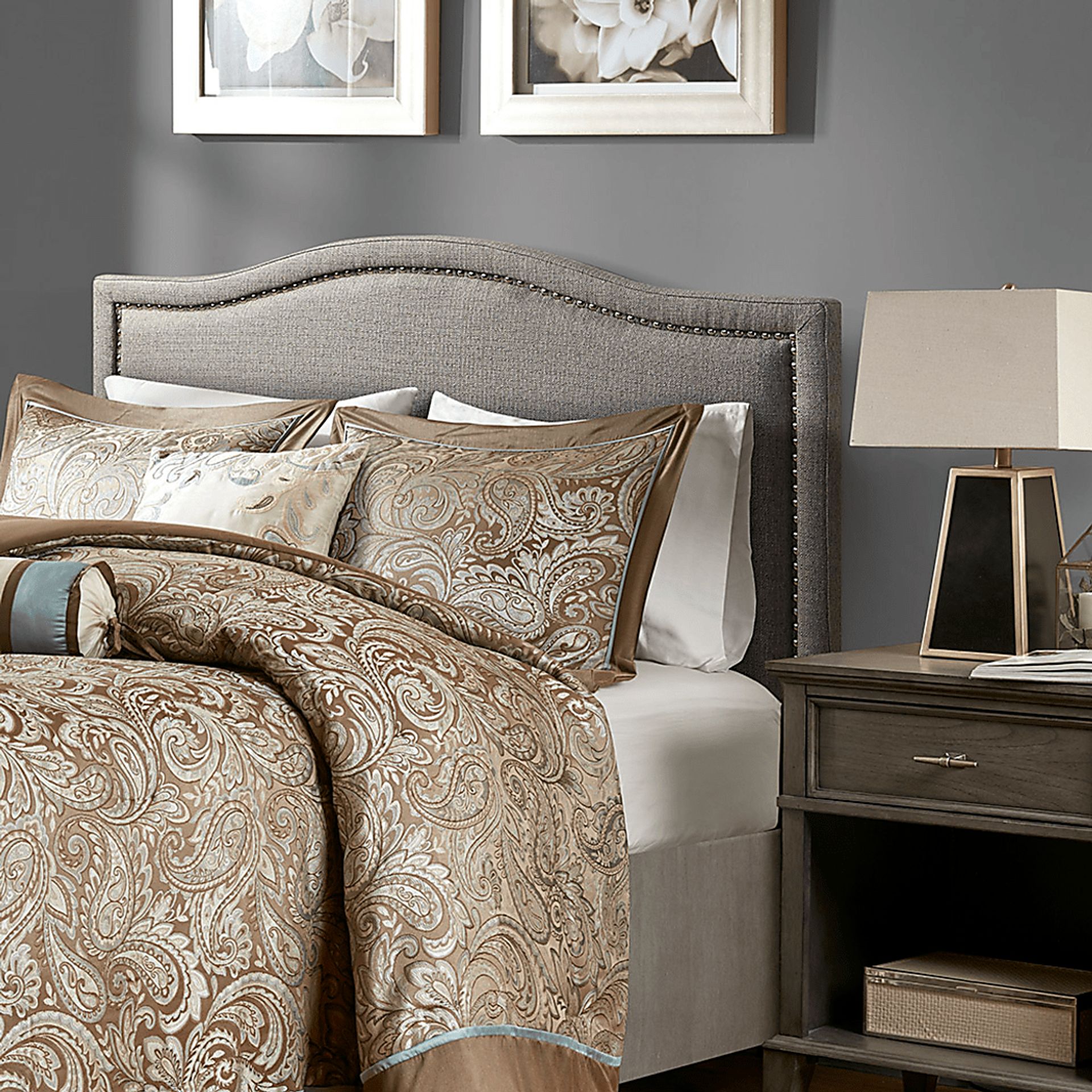 Valechase Gray Queen Headboard - Image 4
