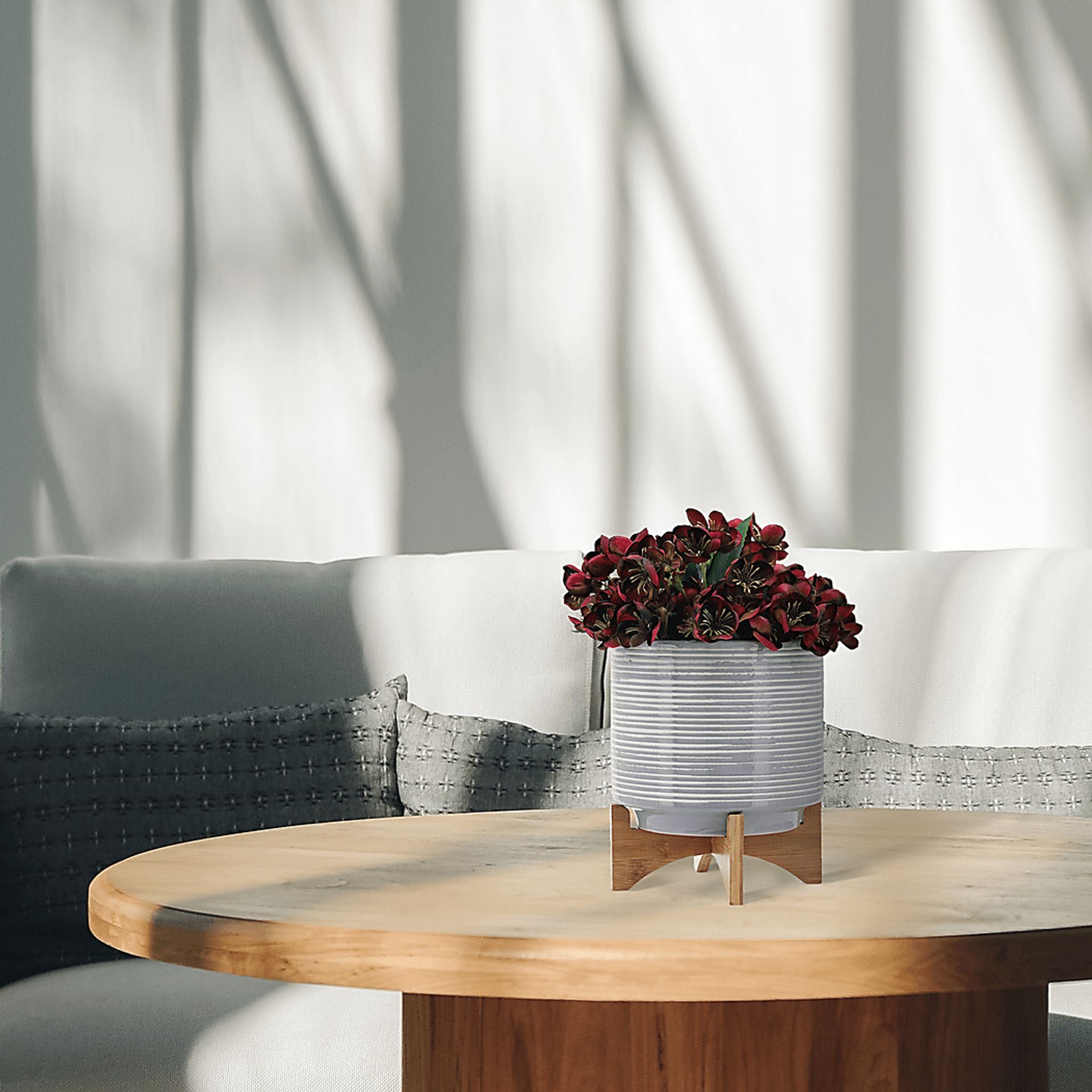 Valeridge Gray Planter - Image 2