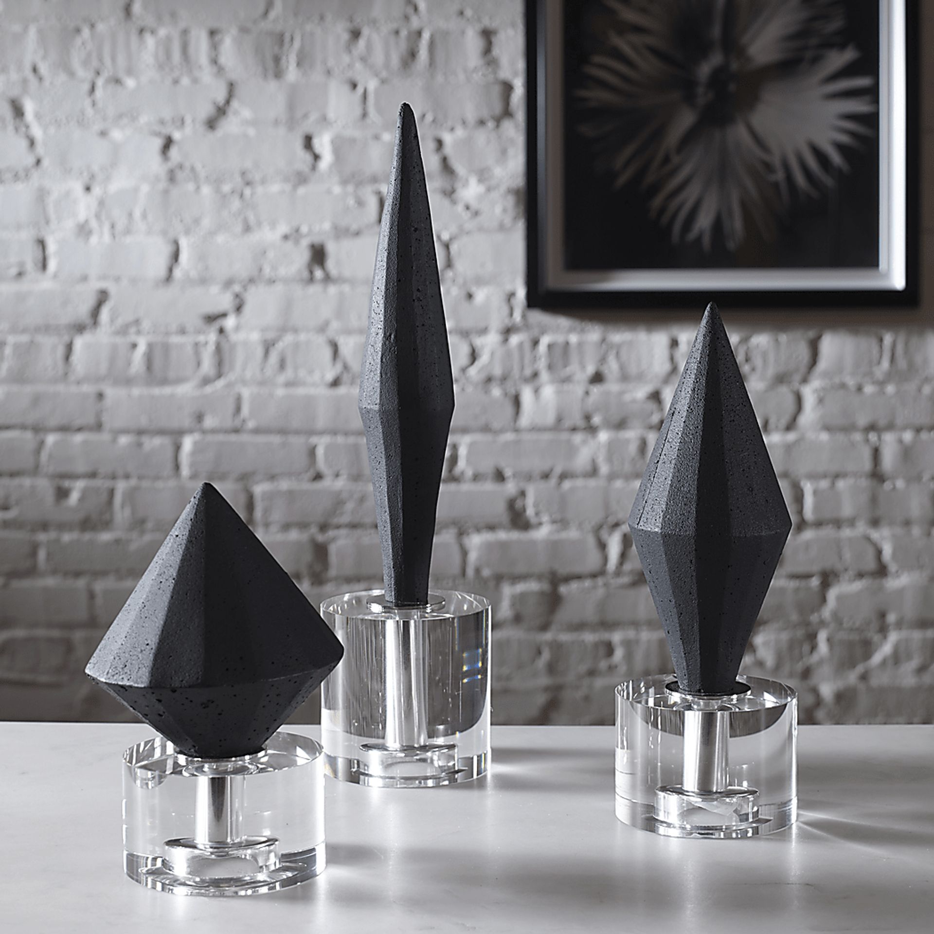 Vallaris Black Sculpture, Set of 3 - Image 2