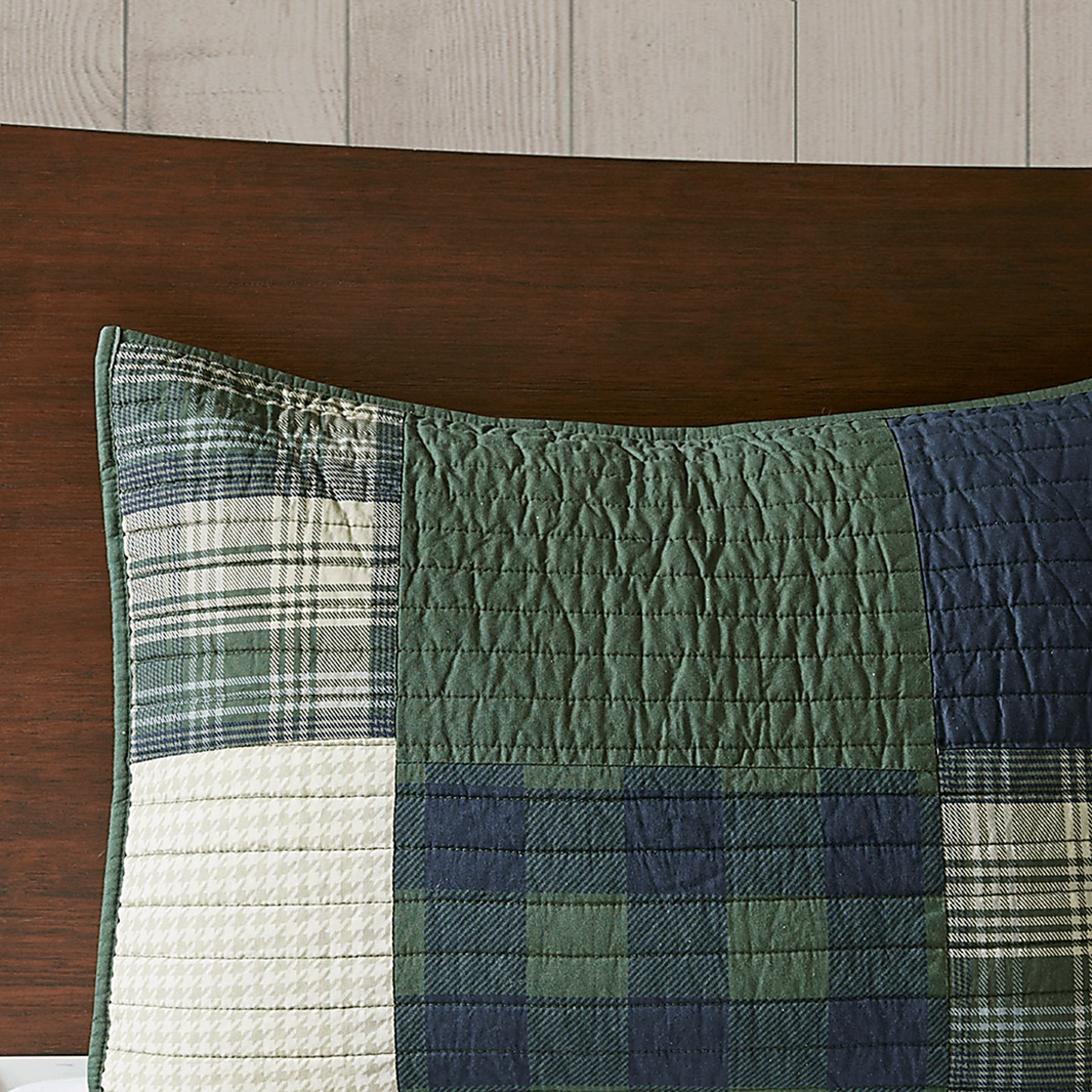 Vallete Green 3 Pc Full/Queen Coverlet Set - Image 5