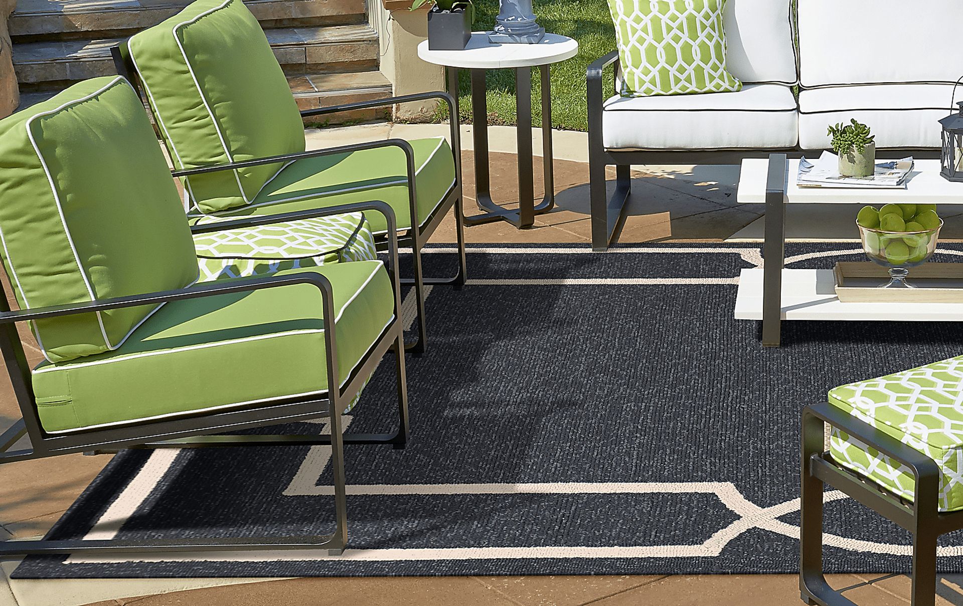 Valmack Black 8' x 11' Indoor/Outdoor Rug - Image 3