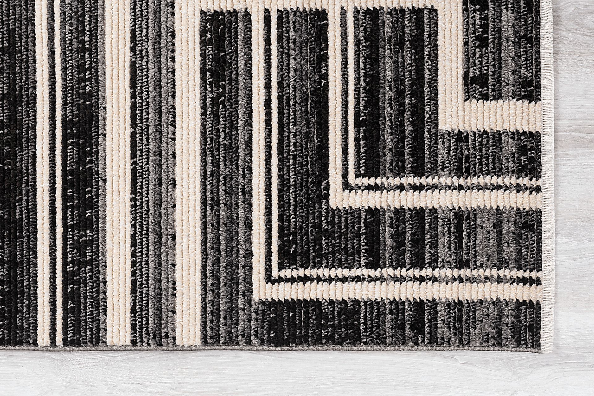 Valraine Black 5'7 x 7'7 Rug - Image 5